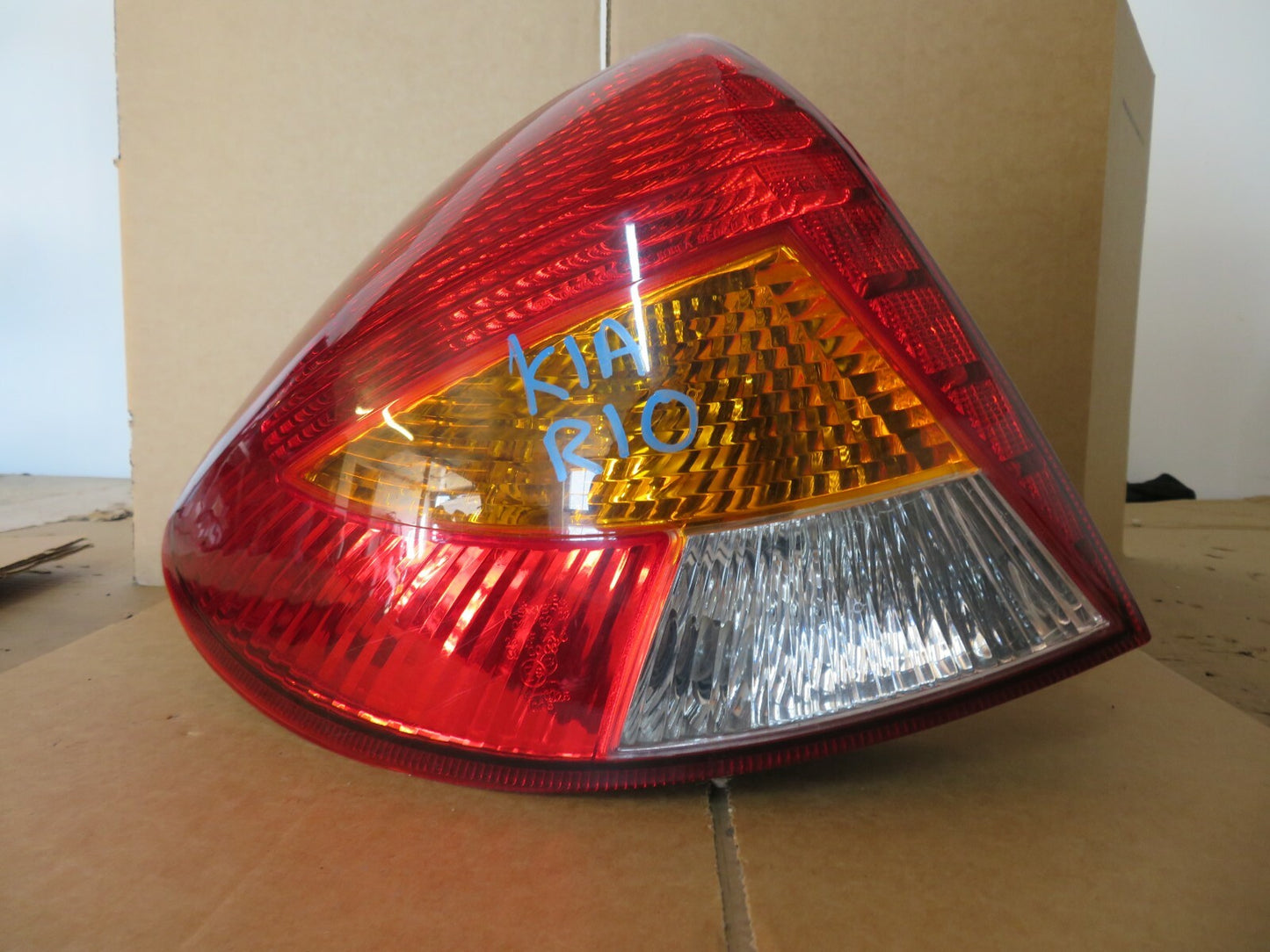 KIA RIO MK1 NS REAR TAIL LIGHT 1999-2002