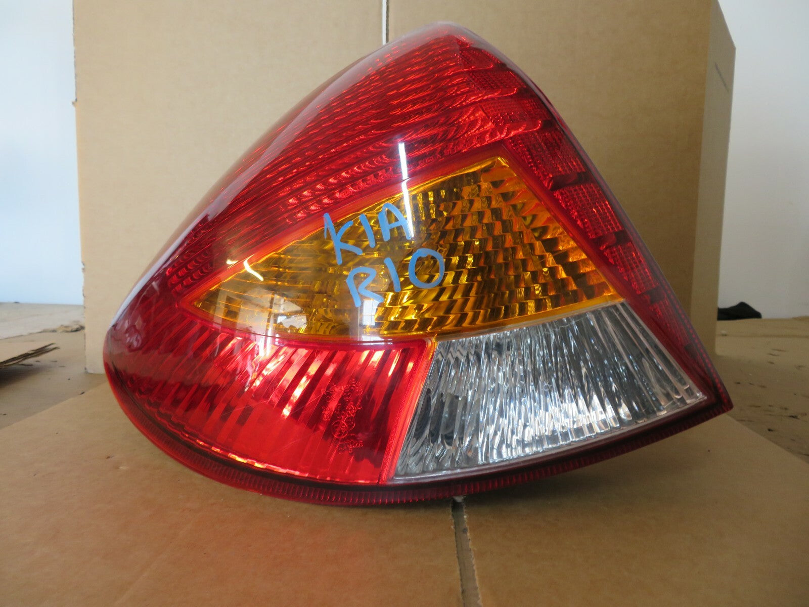 KIA RIO MK1 NS REAR TAIL LIGHT 1999-2002