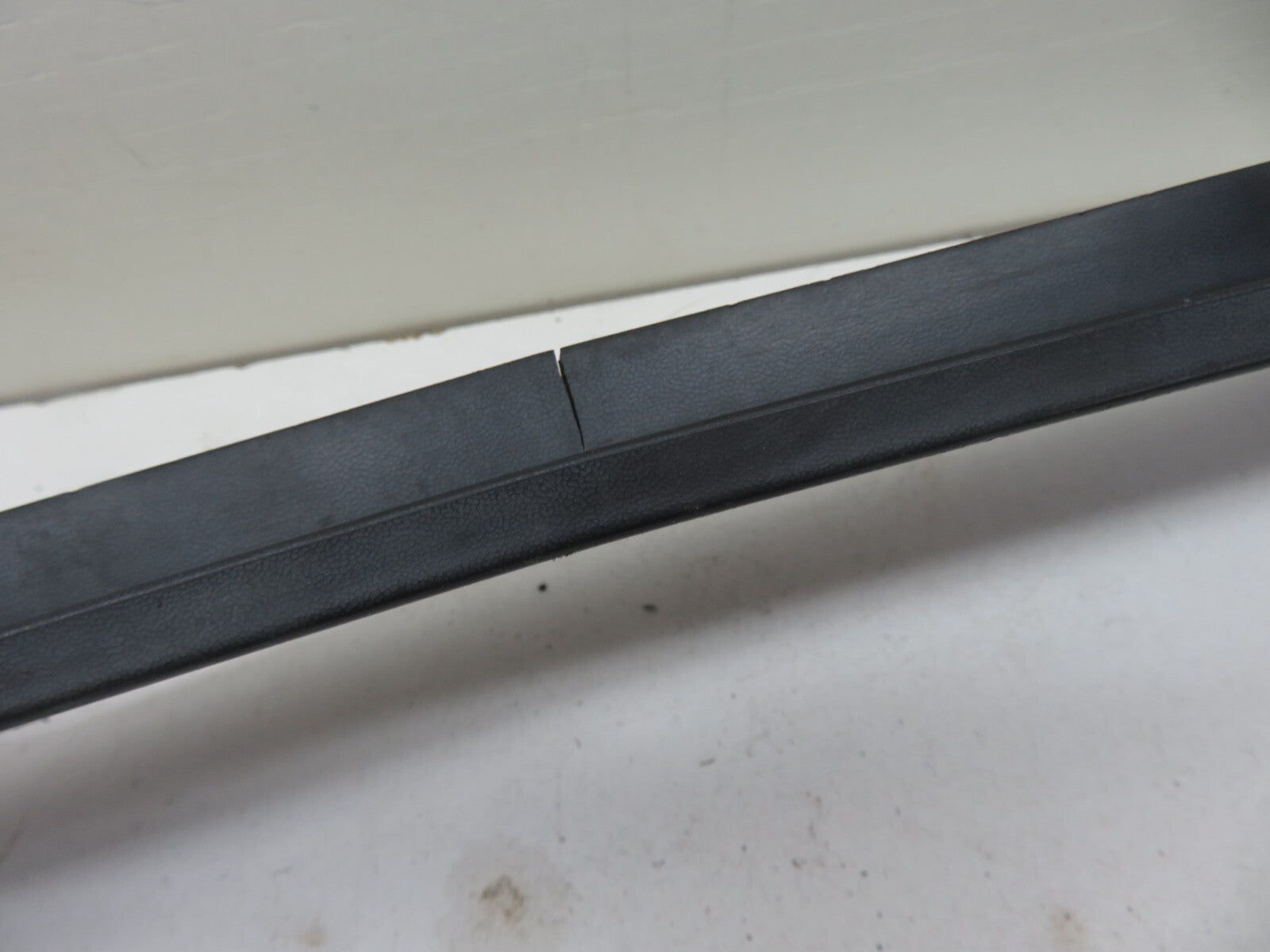 TOYOTA MR2 MK2 SW20 FRONT IMPORT PLATE HOLDER DAMAGED 1990-1999 1000-6