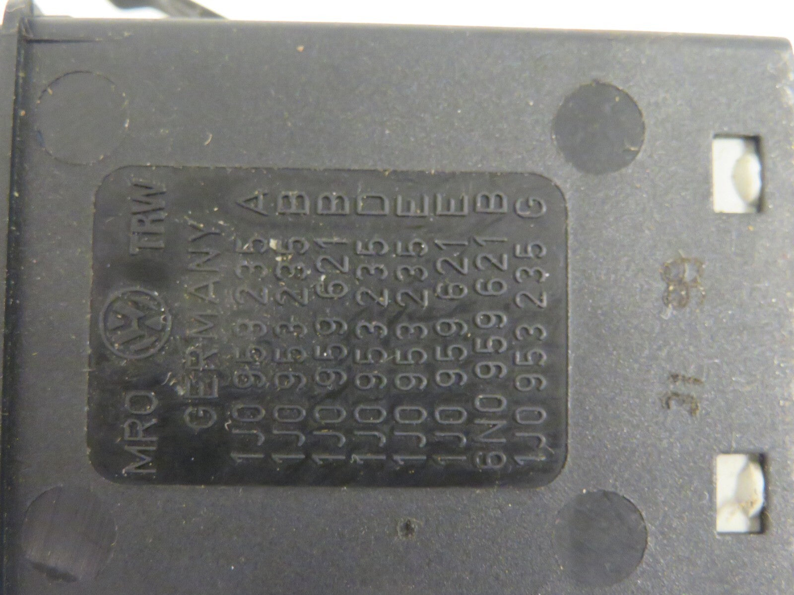 VOLKSWAGEN VW GOLF MK4 HAZARD SWITCH 1J0953235 1998-2004 AMS1703-3