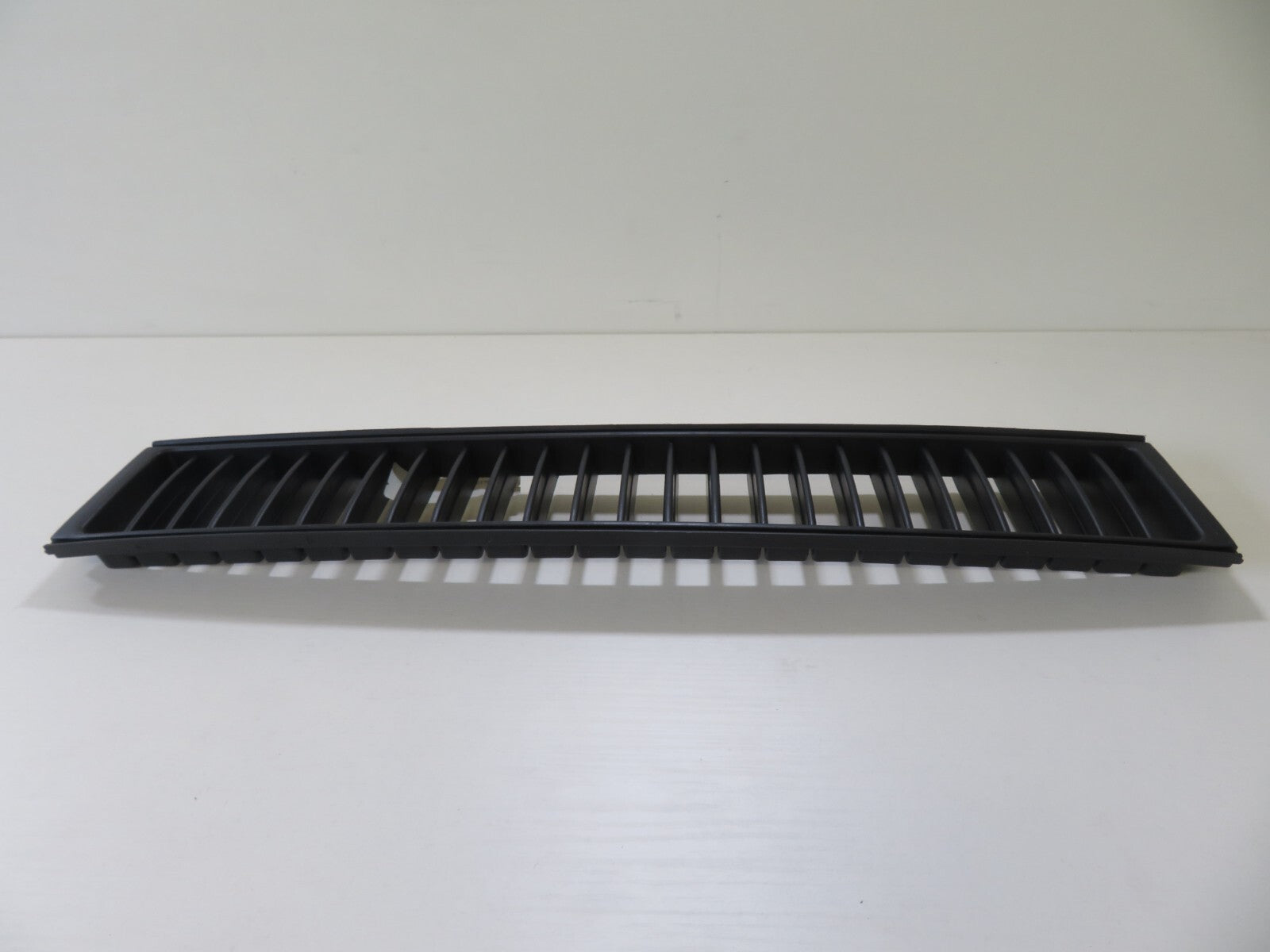 FRONT BUMPER LOWER GRILLE FOR SKODA FABIA MK1 1999-2002 SD07005GAC