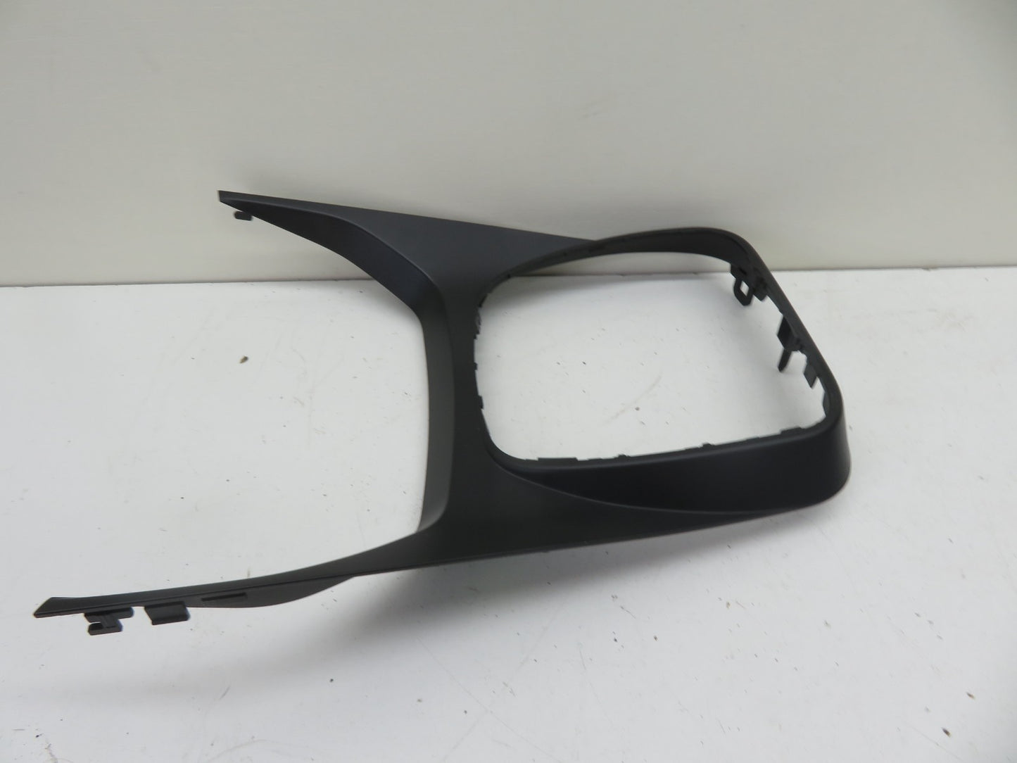 FORD C MAX GEAR GAITOR SURROUND TRIM 2011-2015 1691-3