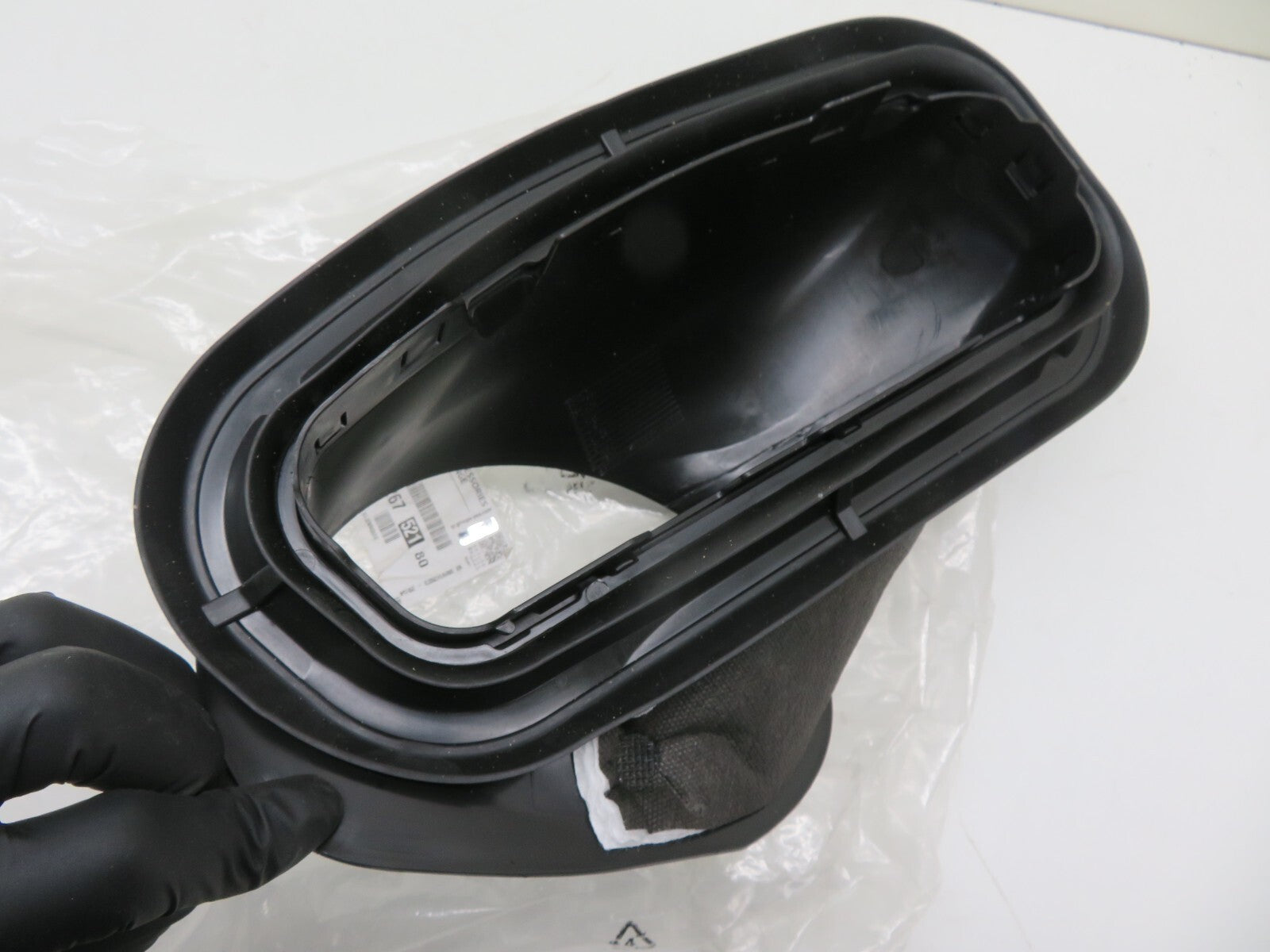 PEUGEOT 208 CITROEN C4 AIR INTAKE PIPE PETROL 9826752180 OE