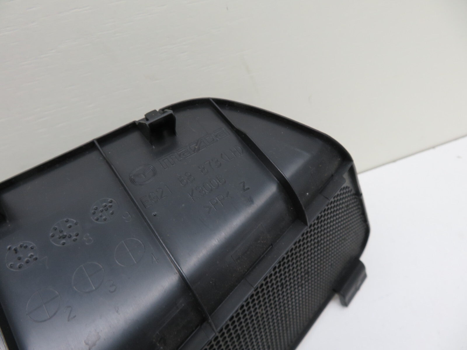 MAZDA CX7 NS PASSENGER SIDE REAR BOOT TRIM EG2168673 2008-2012 1414-3