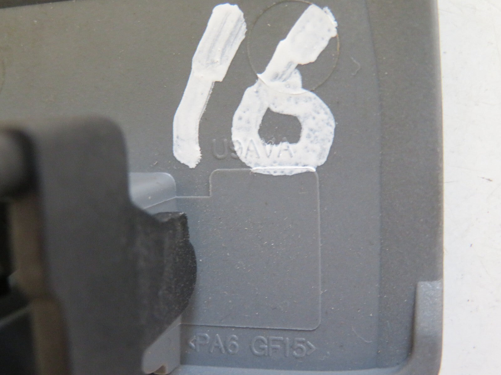 FORD GALAXY MK3 PASSENGER GLOVE BOX HANDLE 2006-2010 A1110-16