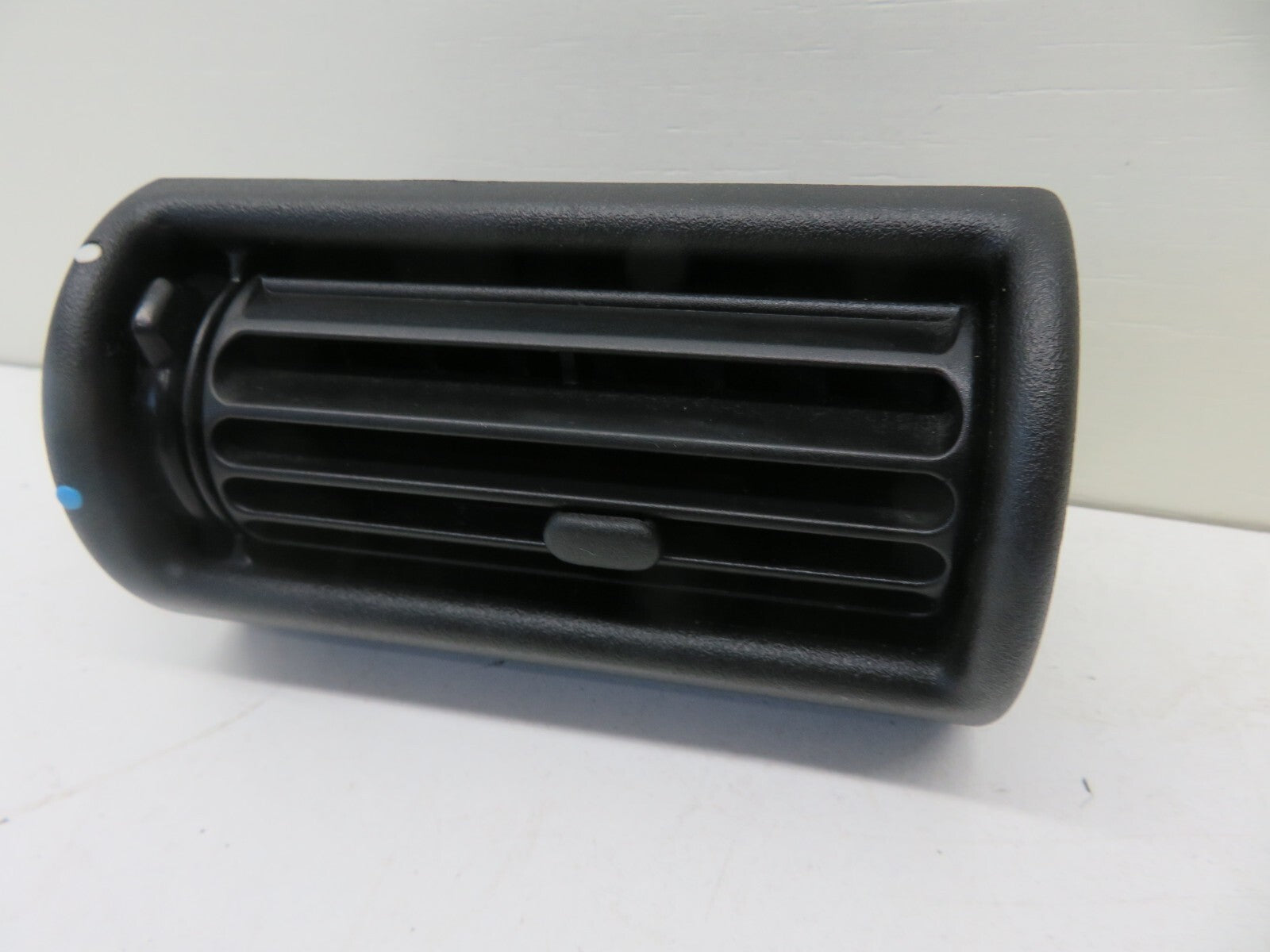 LAND ROVER FREELANDER 1 DASHBOARD AIR VENT 2004-2006 1734-8
