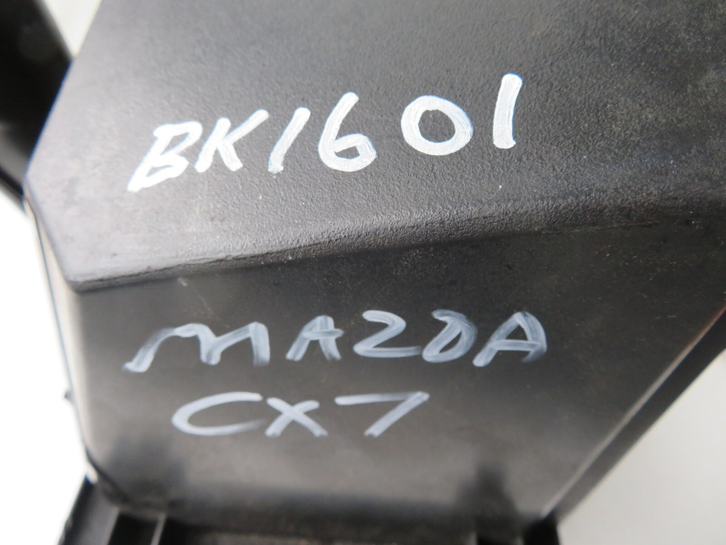 MAZDA CX7 2.2 DIESEL AIR FILTER BOX R2AX13Z02 2006-2012 BK1601