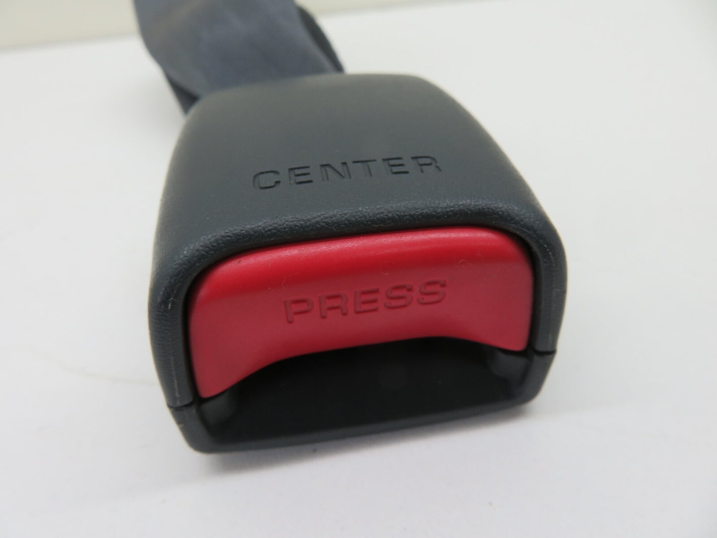 TOYOTA LEXUS SOARER SC400 REAR SEAT BELT BUCKLE CENTER 1991-1999 1551-7