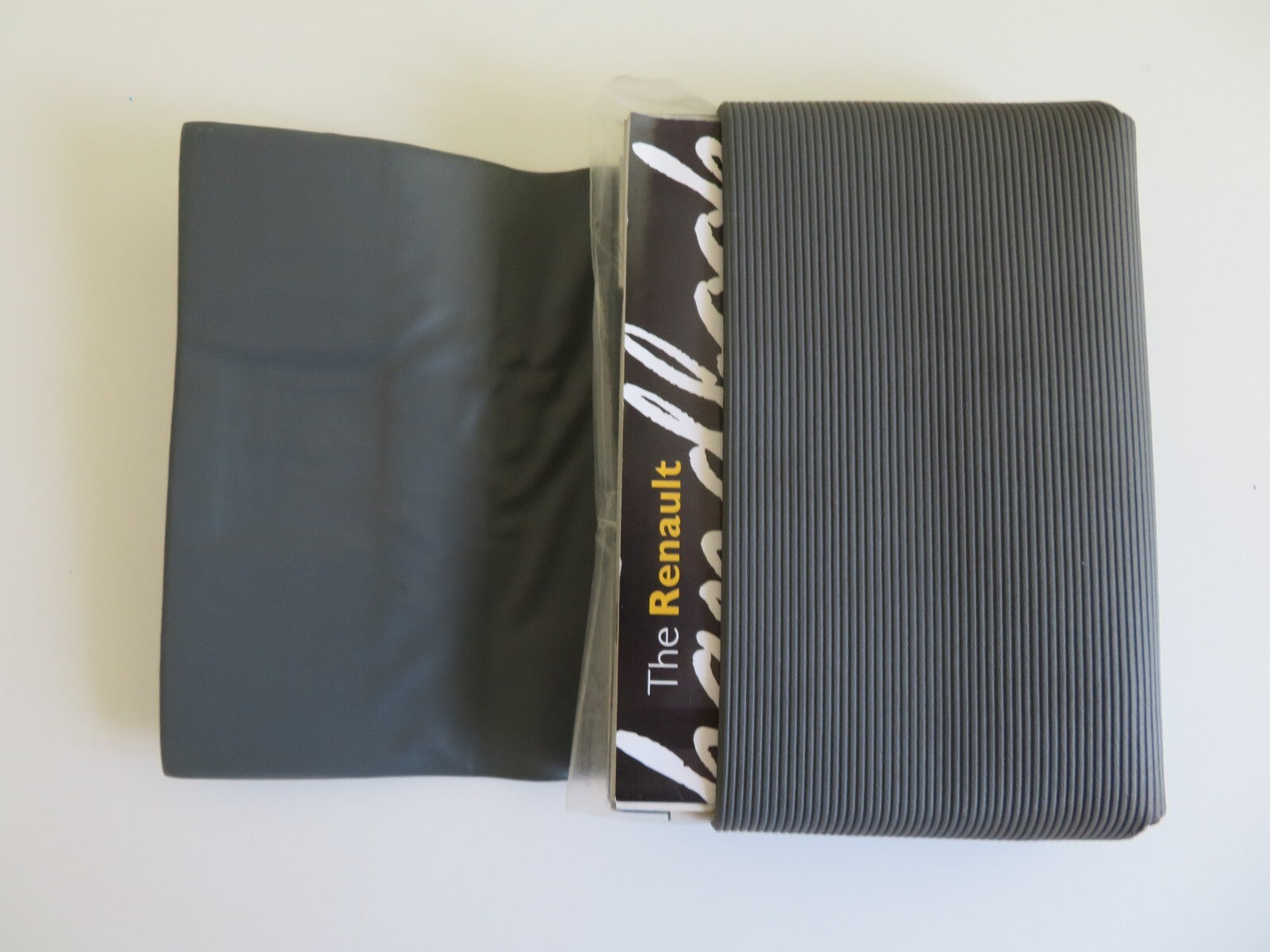 RENAULT CLIO OWNERS MANUAL WITH FOLDER 2002-2005 HM2-1