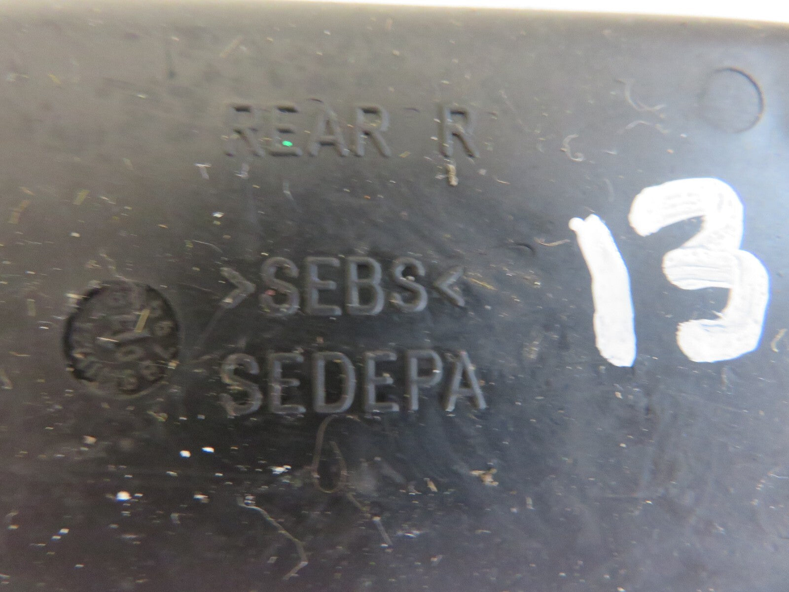 PEUGEOT 4007 NSR DOOR CARD RUBBER INSERT TRIM 2007-2012 A1315-13