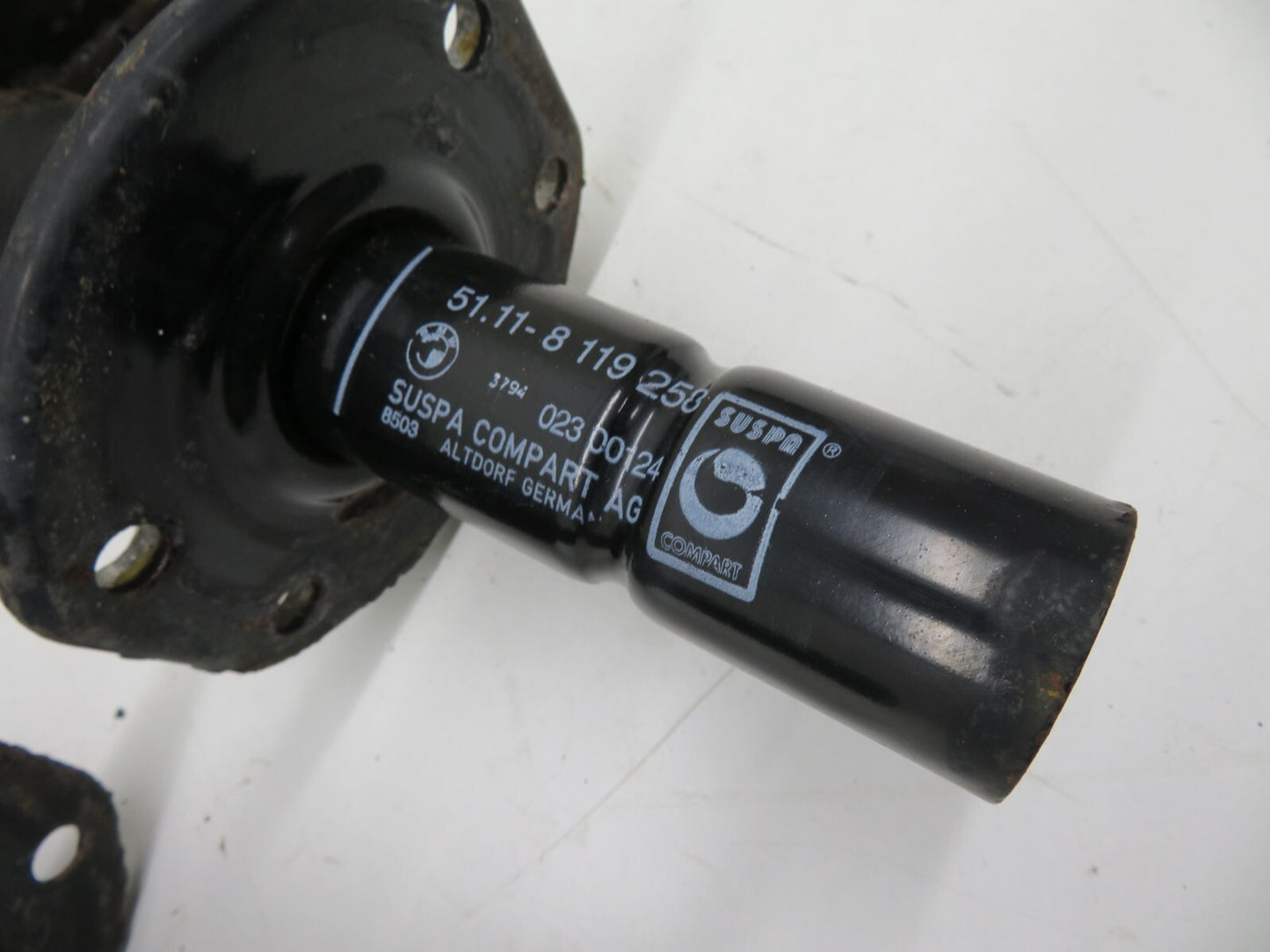 BMW E36 3 SERIES FRONT BUMPER SHOCKS 8119258 PAIR 1991-1998 1741-9