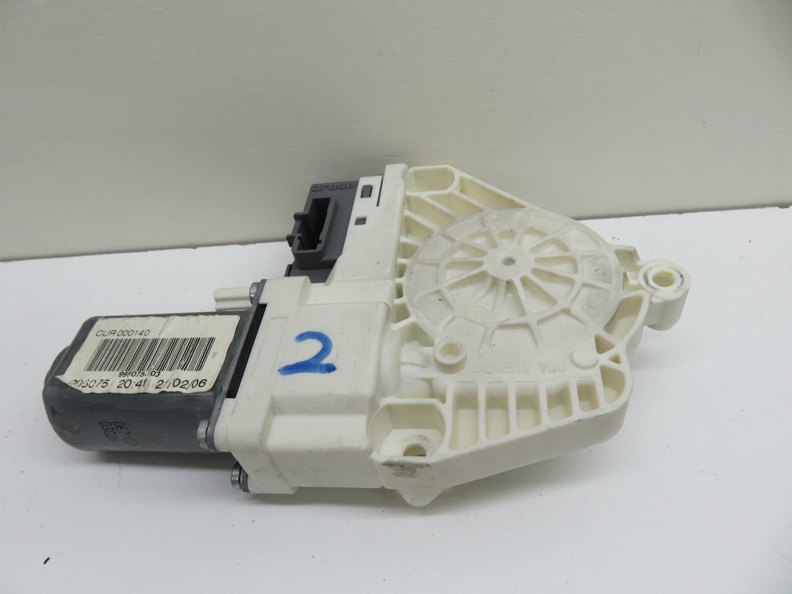 LAND ROVER DISCOVERY 3 OSF WINDOW MOTOR CUR000140 2005-2009 1212-2