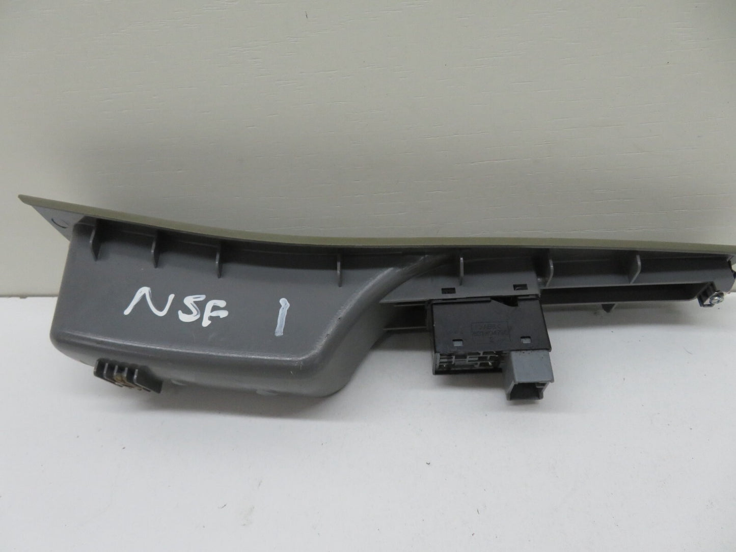 CHEVROLET LACETTI NSF PASSENGER SIDE WINDOW SWITCH 2004-2010 1517-1