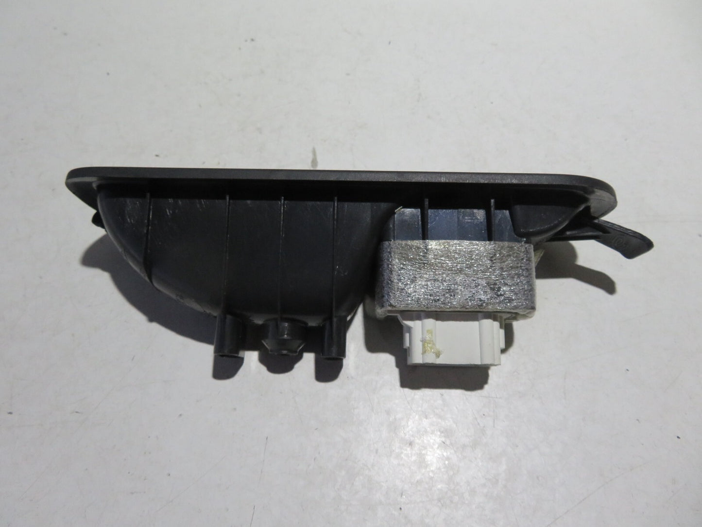 RENAULT SCENIC MK2 OSR WINDOW SWITCH 156013870 2004-2008 MIX1630-11