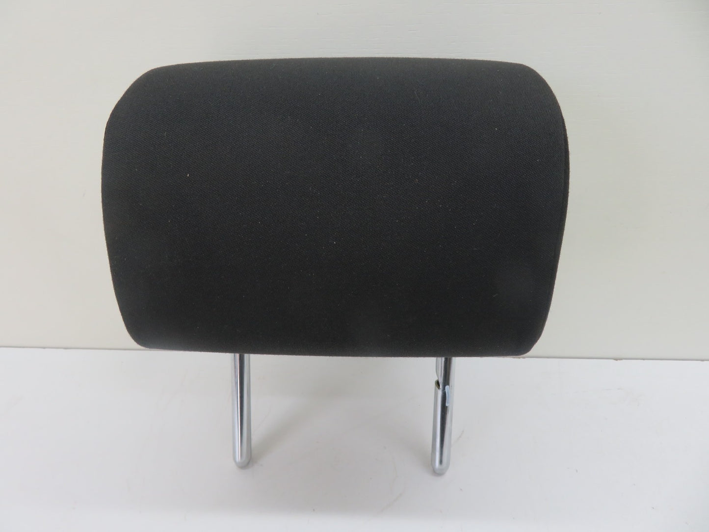 VW GOLF MK6 REAR CLOTH HEAD REST 2009-2013 1500-1