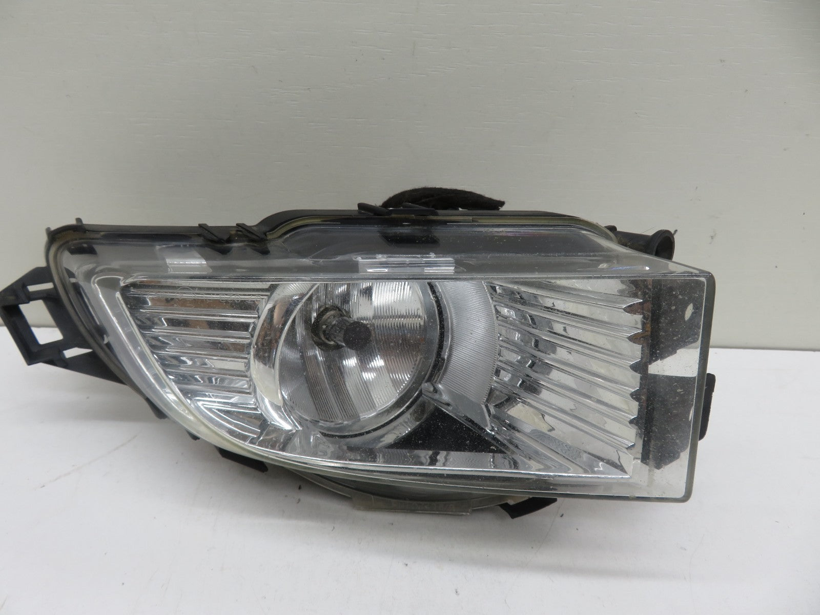 VAUXHALL INSIGNIA NS PASSNEGER FRONT FOG LIGHT 13226828 2008-2013 1155-11