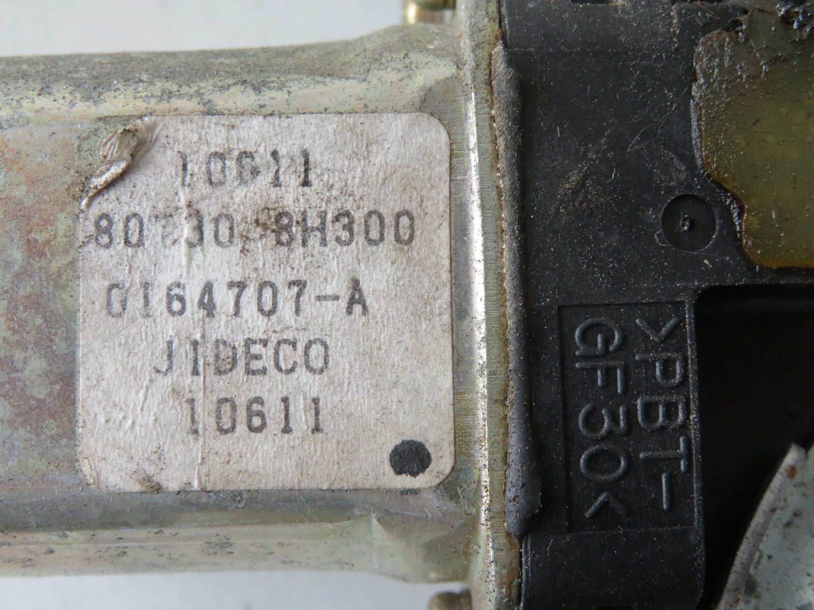 NISSAN X-TRAIL OSF WINDOW REGULATOR 807308H300 01-07 AMS1356