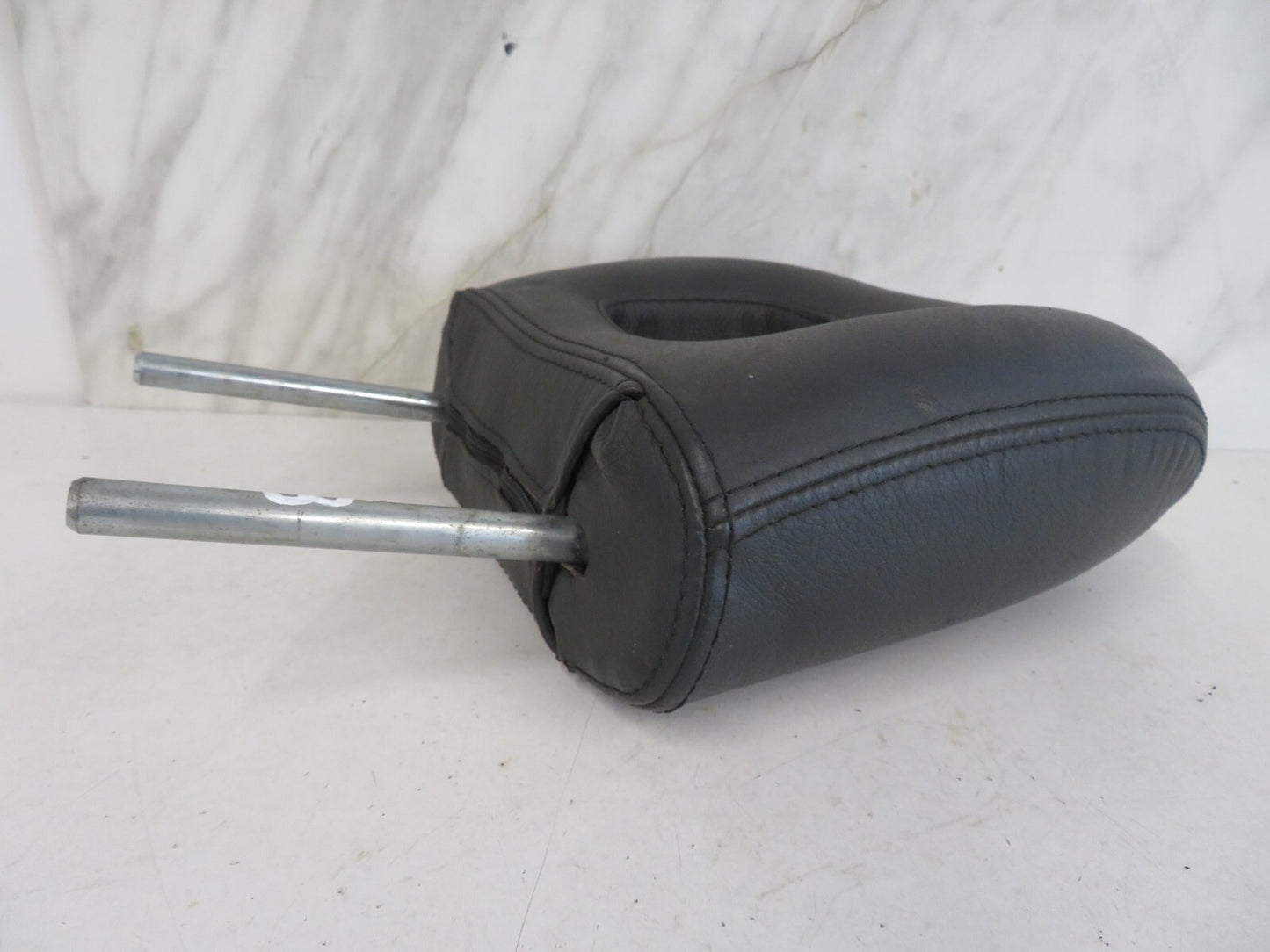 MITSUBISHI L200 LEATHER HEAD REST 1998-2006 MIX1644-3