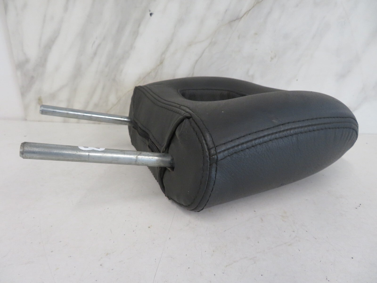 MITSUBISHI L200 LEATHER HEAD REST 1998-2006 MIX1644-3