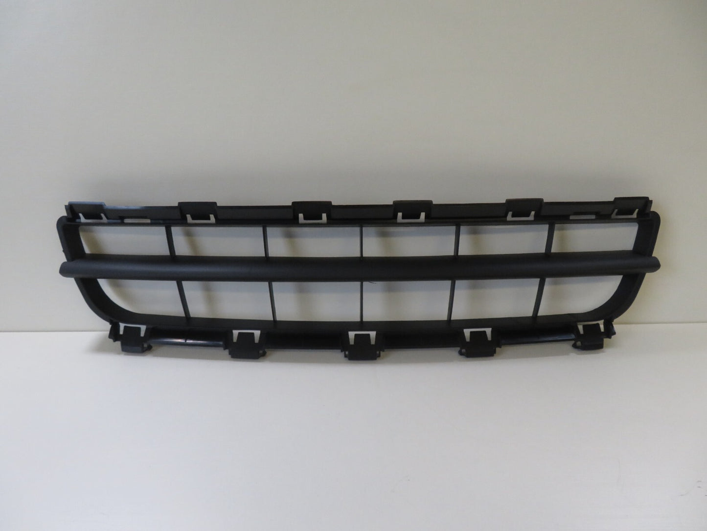 FRONT LOWER BUMPER GRILLE FOR RENAULT CLIO CAMPUS 2006-2010