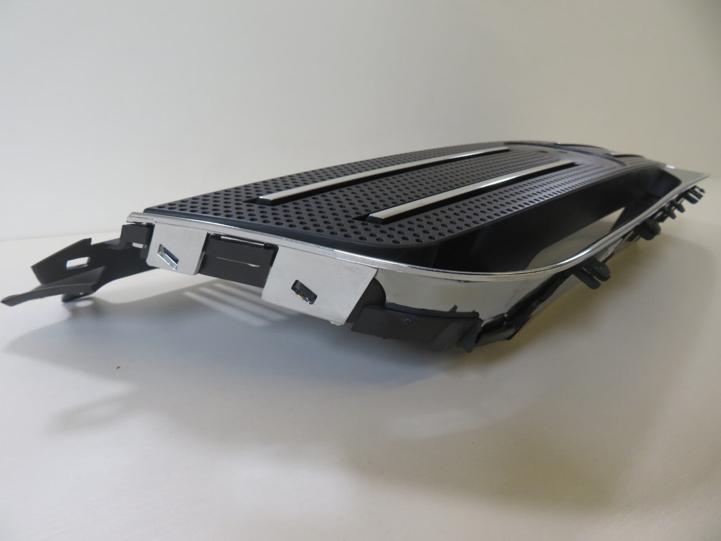 FRONT GRILLE FOR FIAT IDEA 2003-2008 FT07023GAN