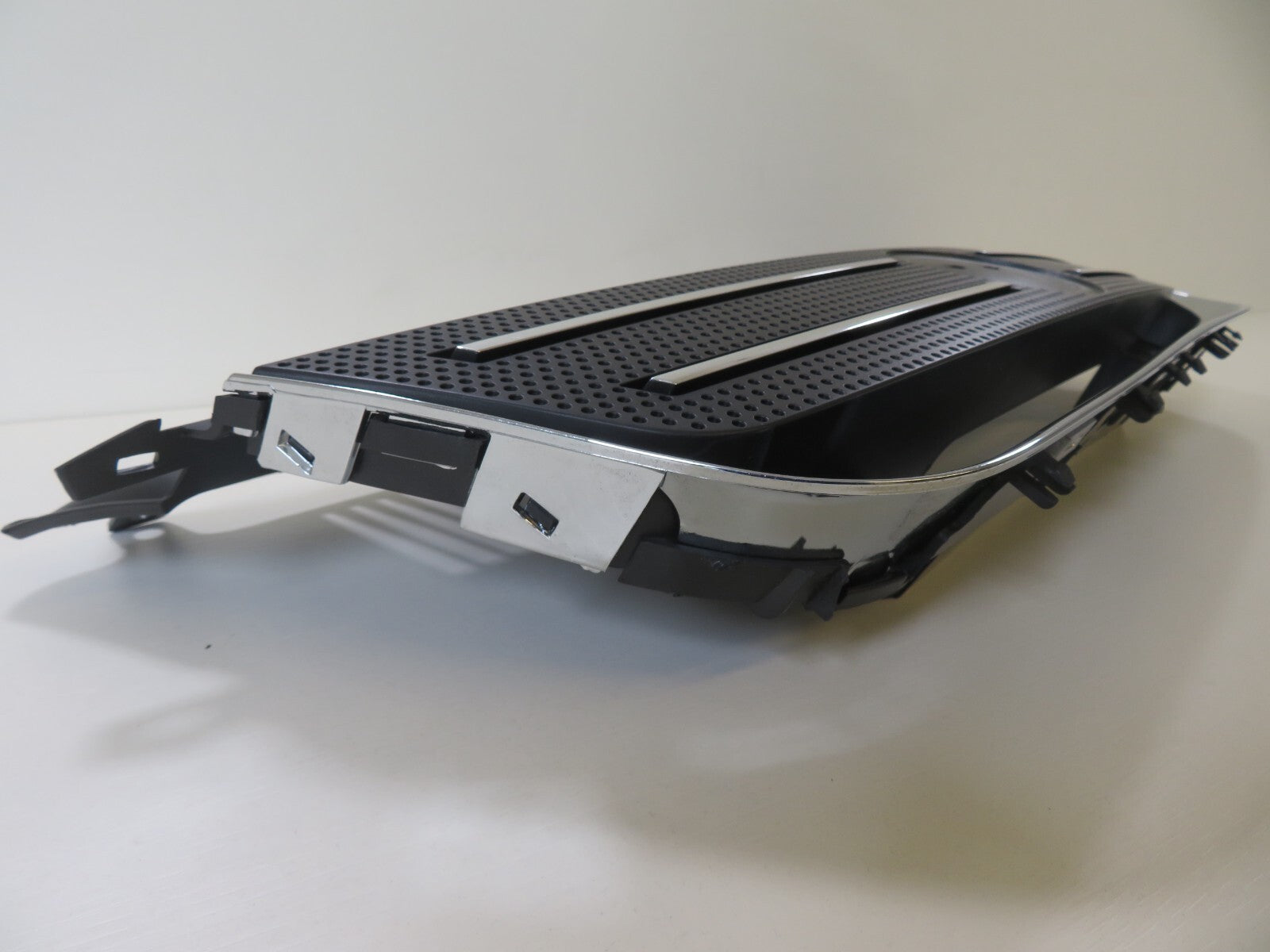 FRONT GRILLE FOR FIAT IDEA 2003-2008 FT07023GAN