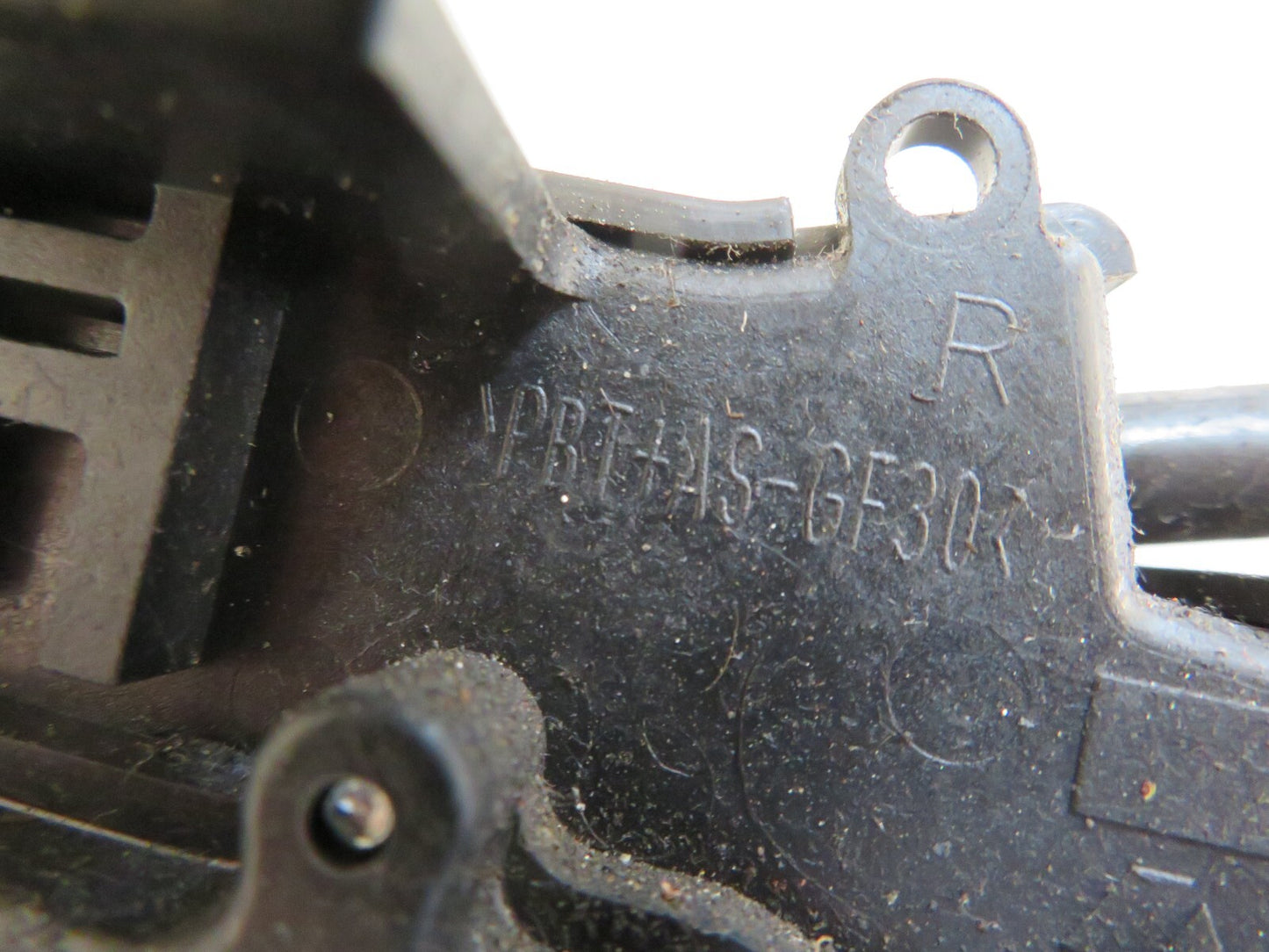 PEUGEOT 4007 OSF DOOR LOCK CATCH 2007-2012 1603-10