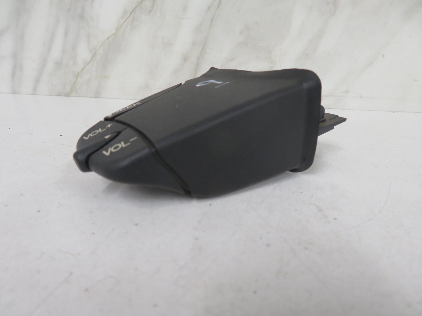 FORD MONDEO MK3 VOLUME CONTROL SWITCHES 96AB-14K147-AC 2001-2007 MIX1636-9