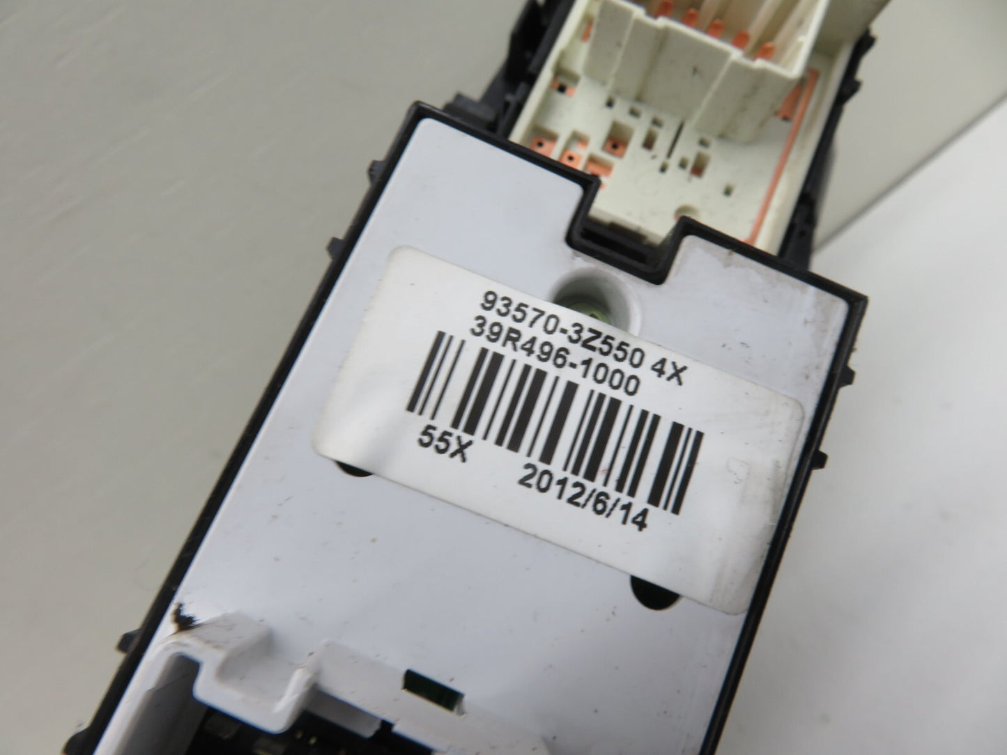 HYUNDAI I40 OS DRIVER WINDOW SWITCHES 93570-3Z550 2011-2015 A581-13