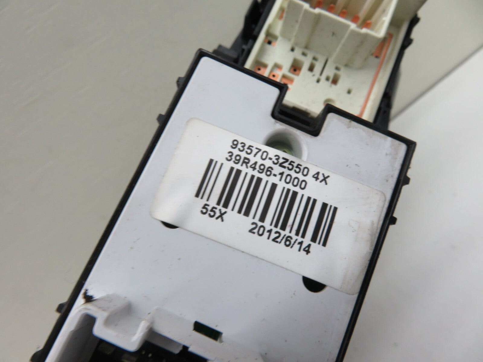 HYUNDAI I40 OS DRIVER WINDOW SWITCHES 93570-3Z550 2011-2015 A581-13