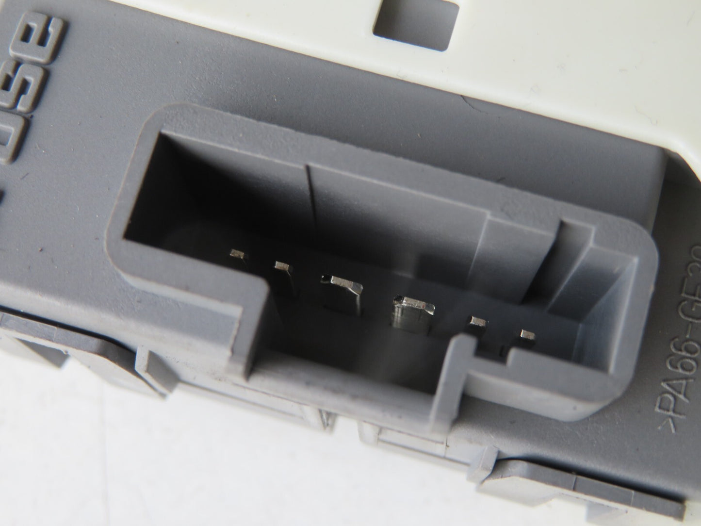 LAND ROVER DISCOVERY 3 OSF WINDOW MOTOR CUR000140 2005-2009 AMS1115-2