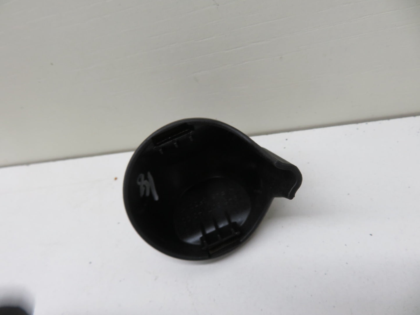 PORSCHE CAYENNE 955 V8 CAM SENSOR COVER TRIM 2003-2006 1718-18