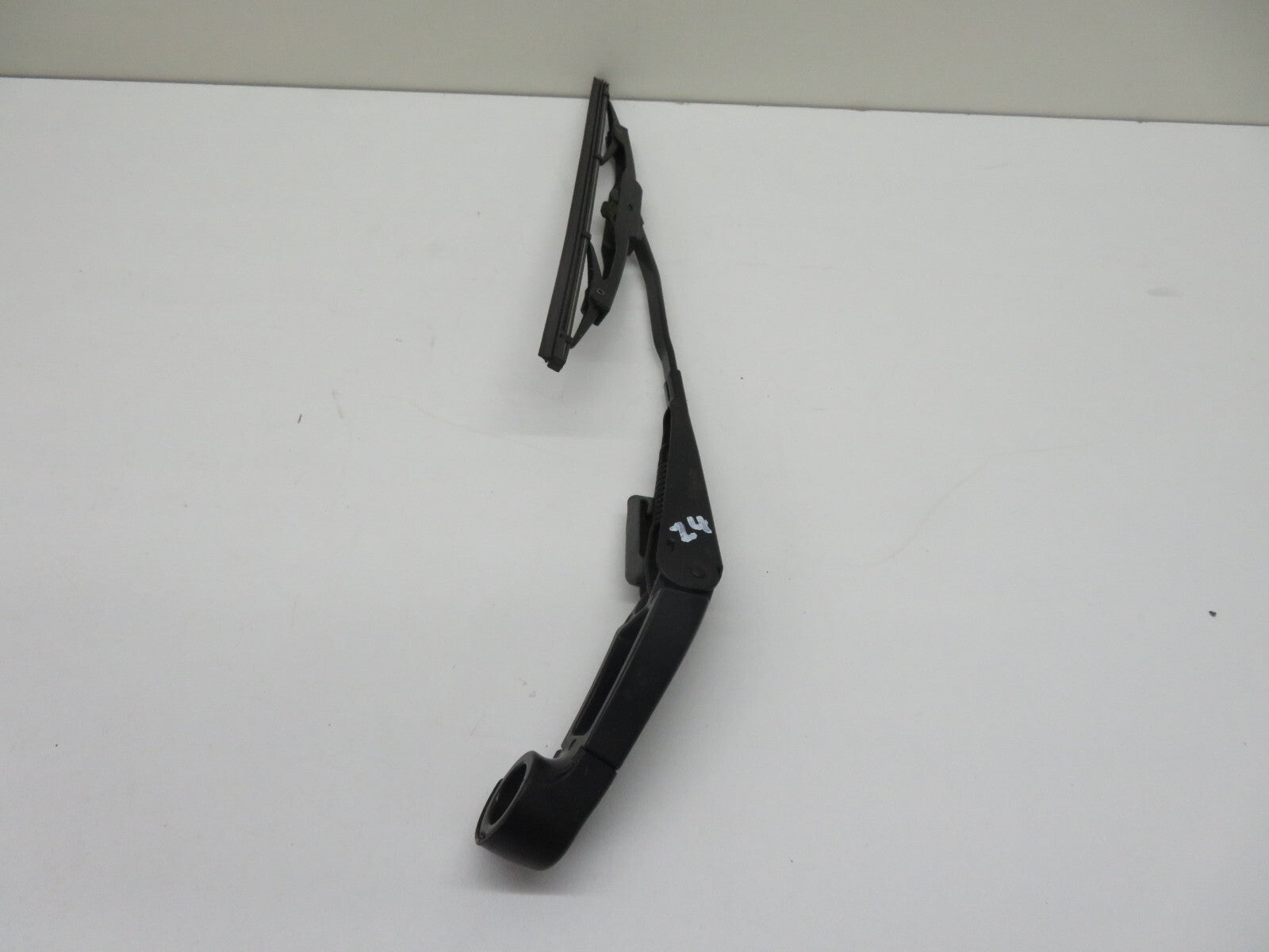 HONDA CRV MK2 REAR WIPER ARM 2002-2006 #1211-24