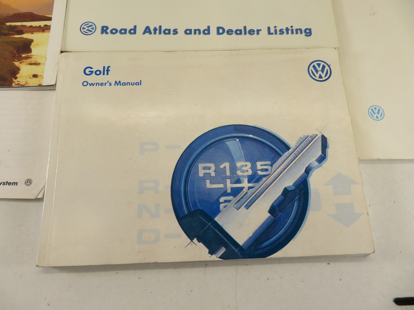 VW GOLF MK3 OWNERS MANUAL WITH FOLDER 1993-1997 VWMIX1341-13