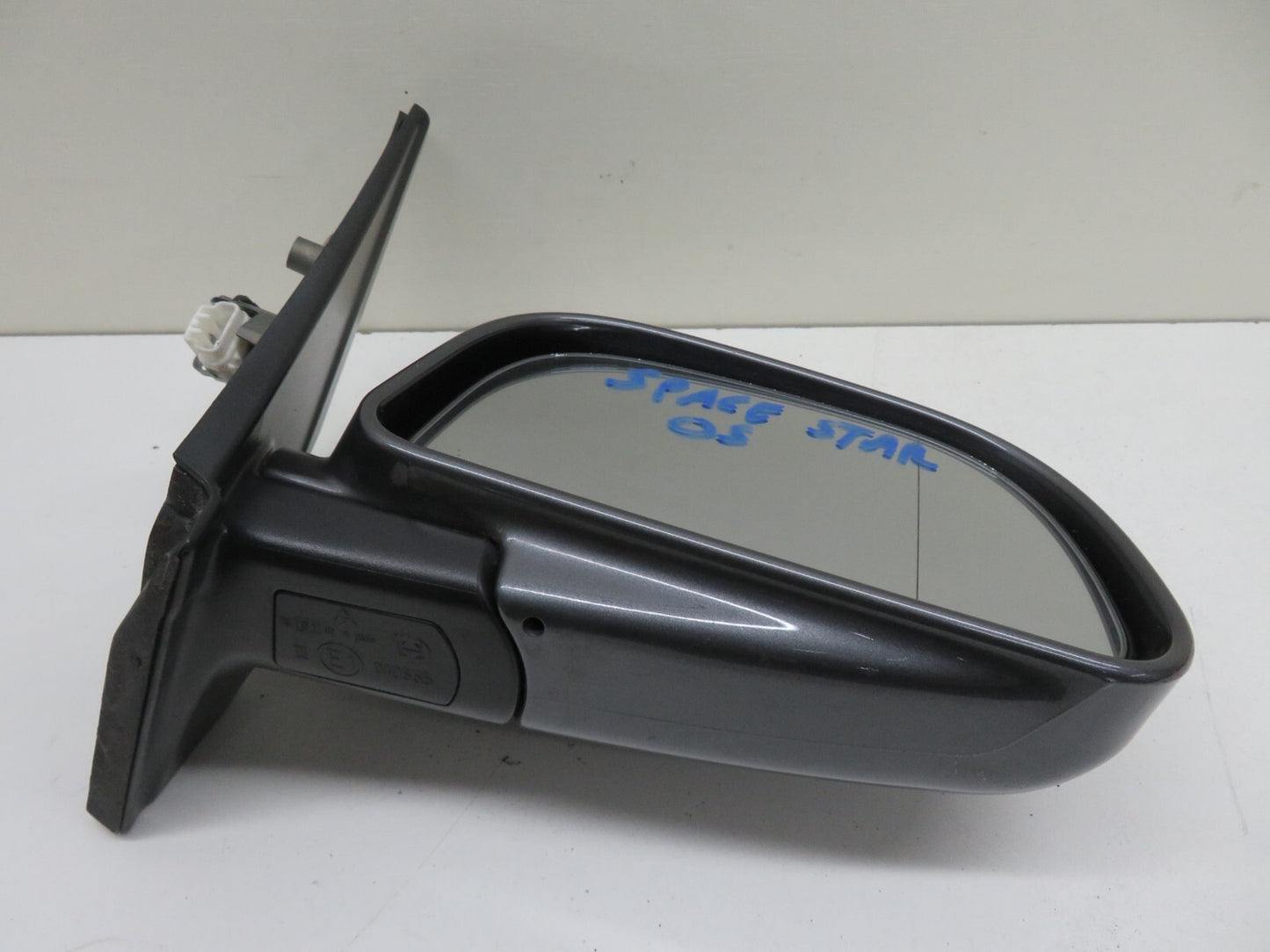 MITSUBISHI SPACE STAR OS DRIVER DOOR  WING MIRROR 1998-2002