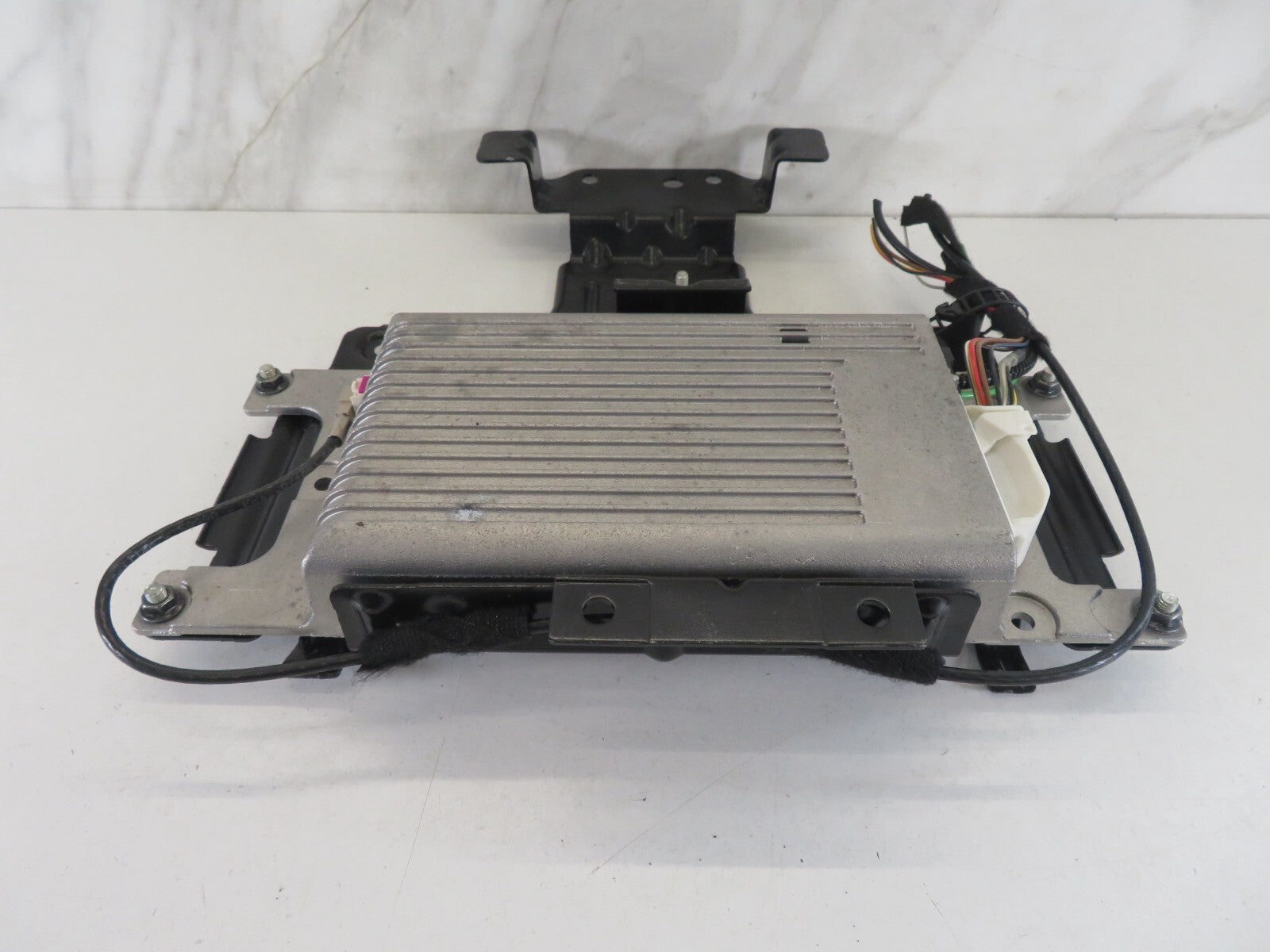 BMW 1 SERIES E88 BLUETOOTH MODULE T8G-MUFL2 2007-2013 A1119-3