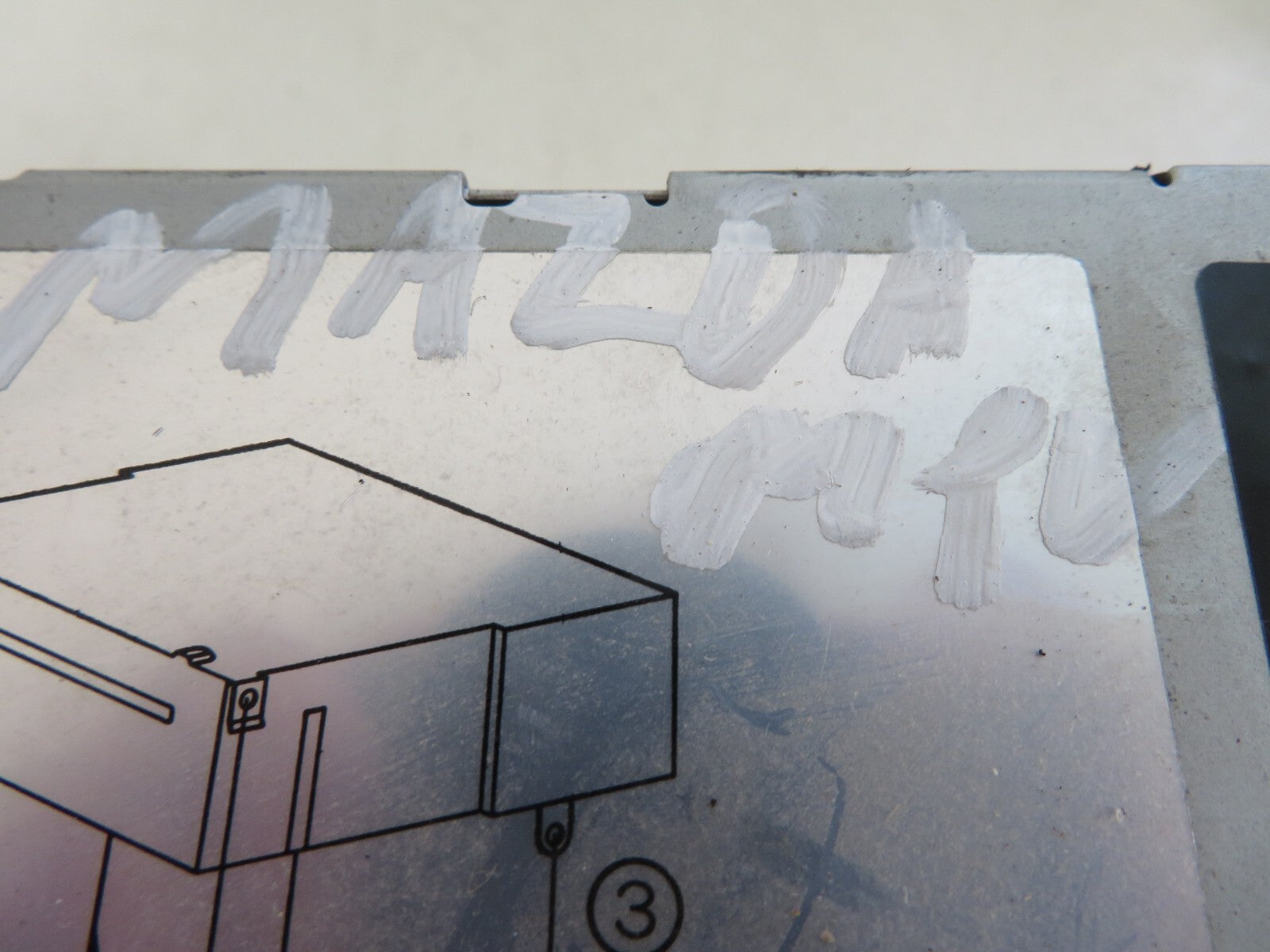 MAZDA MPV RADIO CD HEAD UNIT LD67669R0B 2000-2005 A1222-20