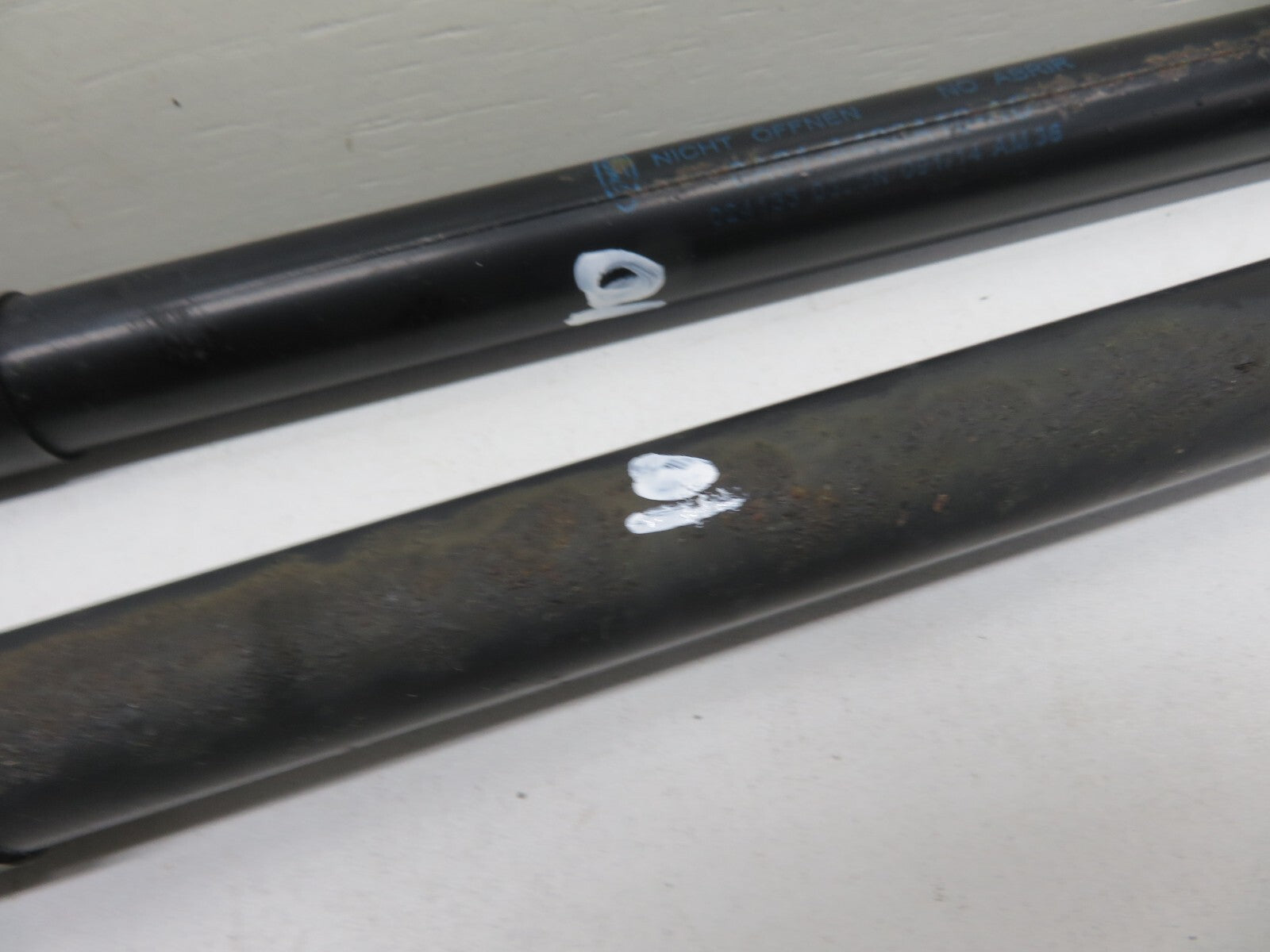 FORD FIESTA MK7 ST180 TAILGATE BOOT STRUTS PAIR 2013-2017 1549-10