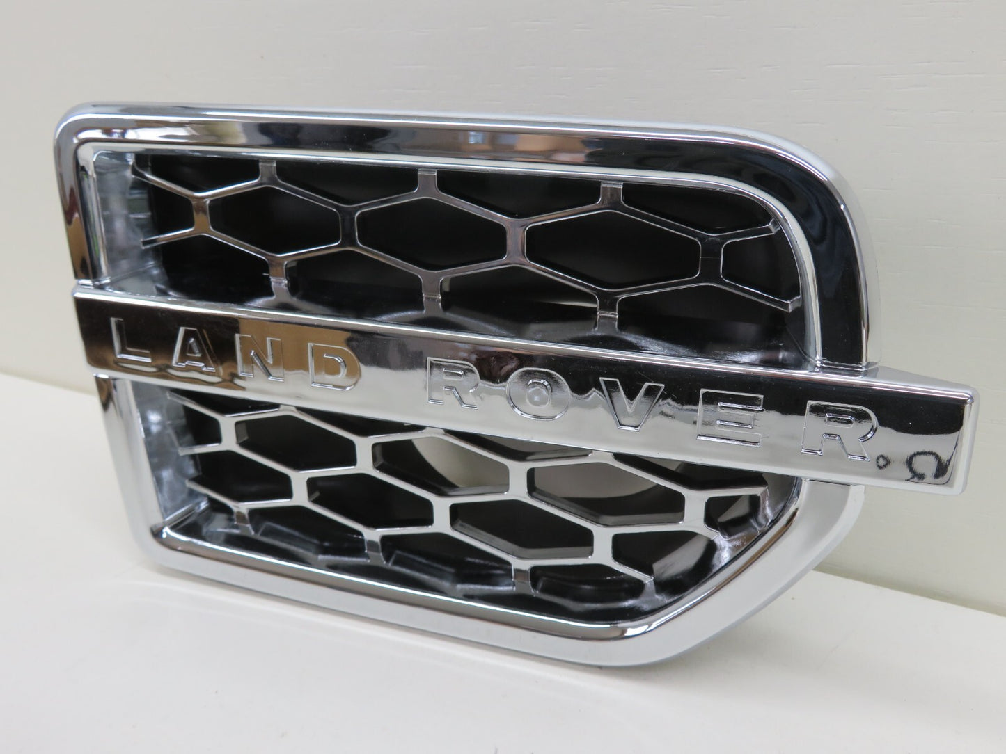 OS DRIVER FRONT GRILLE VENT FOR LAND ROVER DISCOVERY 2009-2018 L319