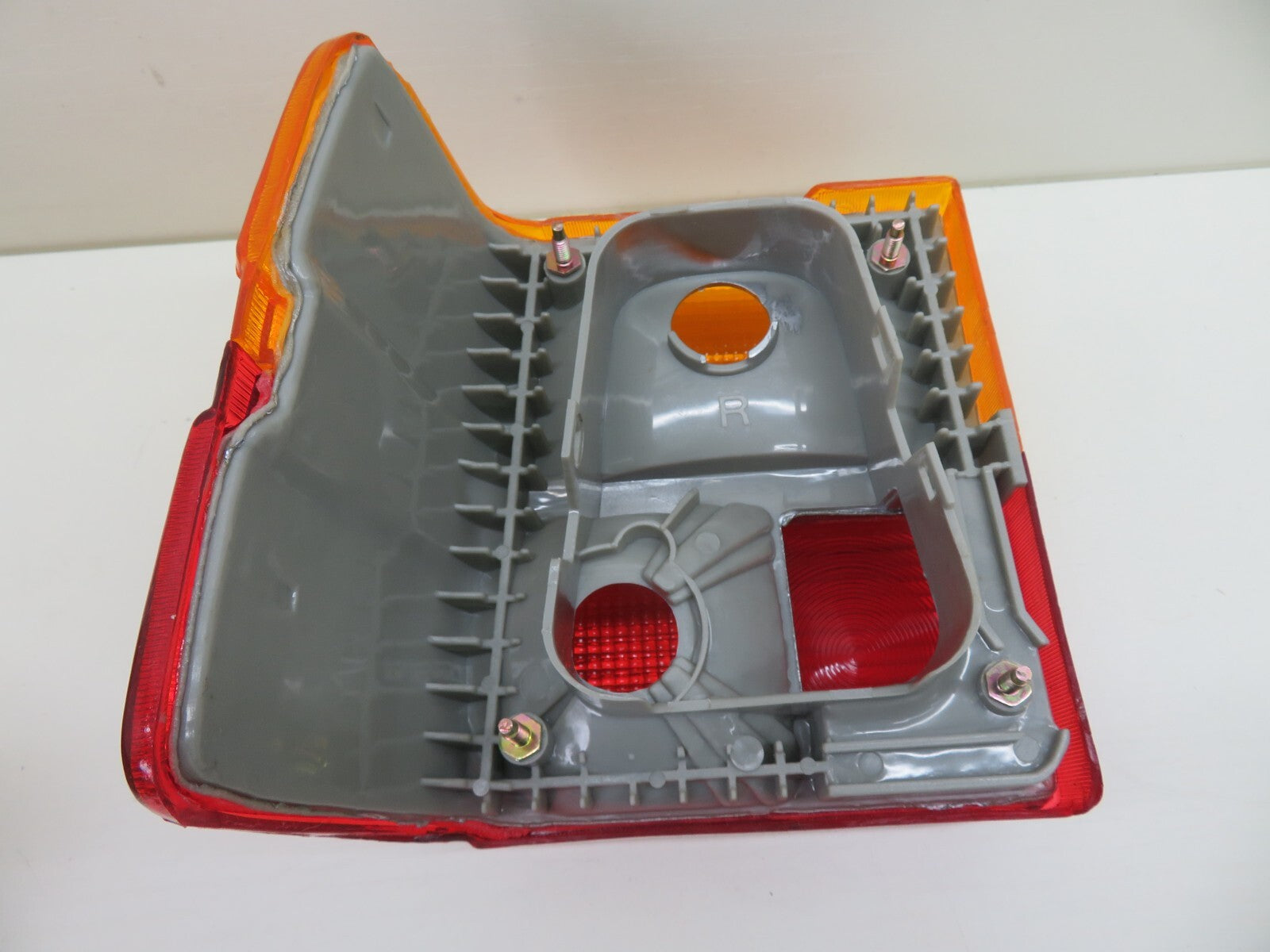 OS DRIVER REAR OUTER TAIL LIGHT FOR AUDI 100 1983-1990