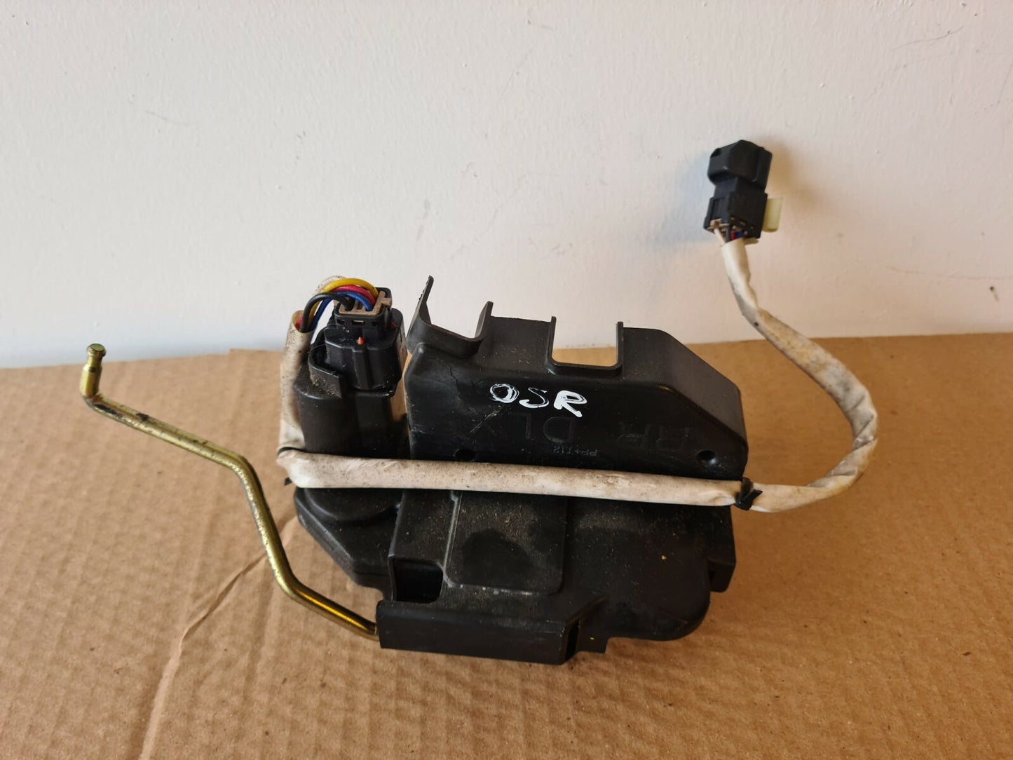 HYUNDAI GETZ OSR 5DR DOOR LOCK CATCH 2002-2005 A30