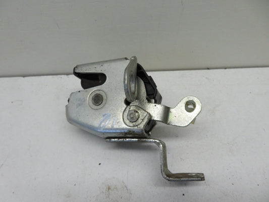 PEUGEOT BIPPER NSR REAR LOCK CATCH 2008-2015 1721-18