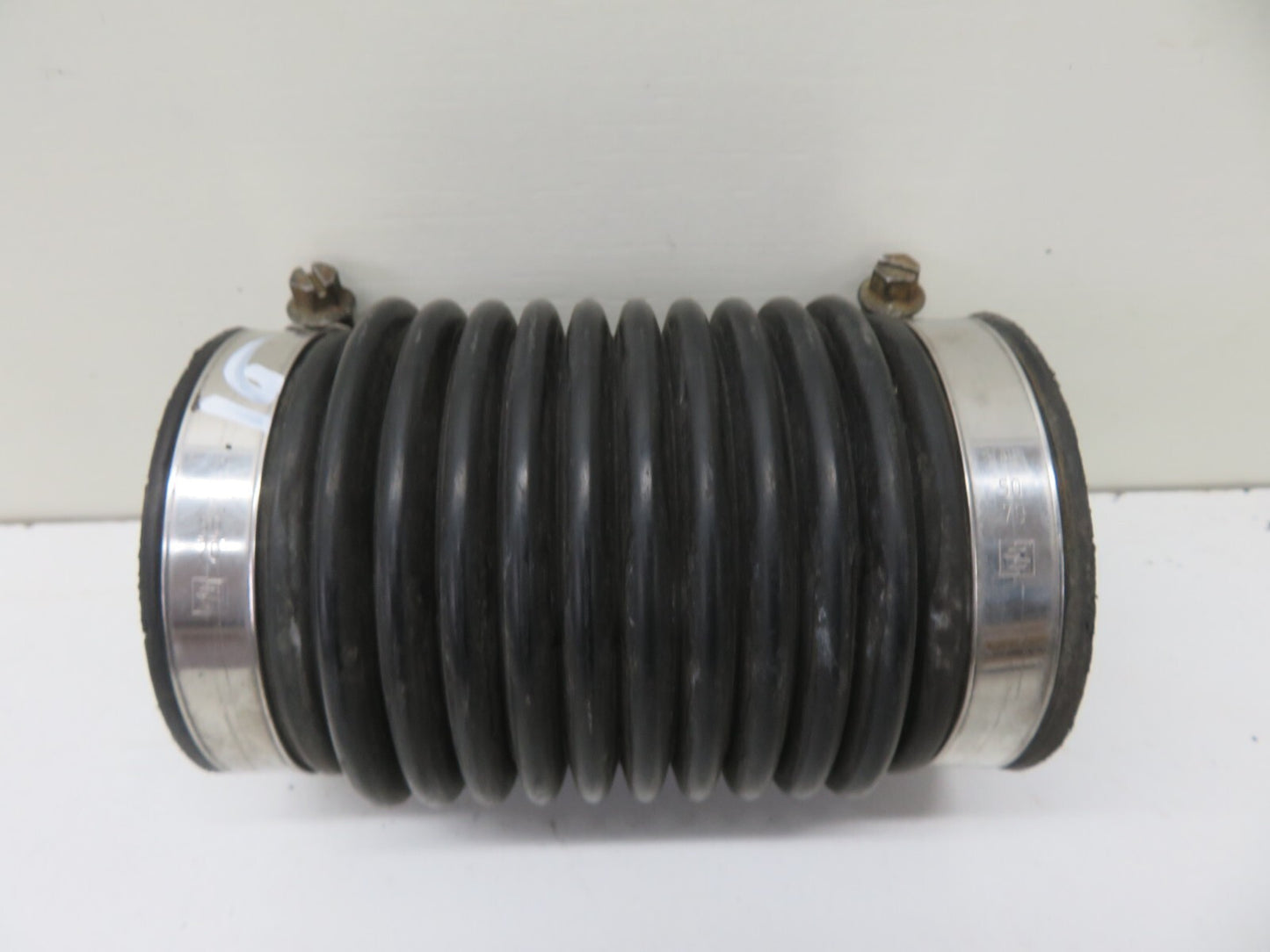 PORSCHE CAYENNE 955 V8 AIR INTAKE PIPE 2003-2006 1718-16