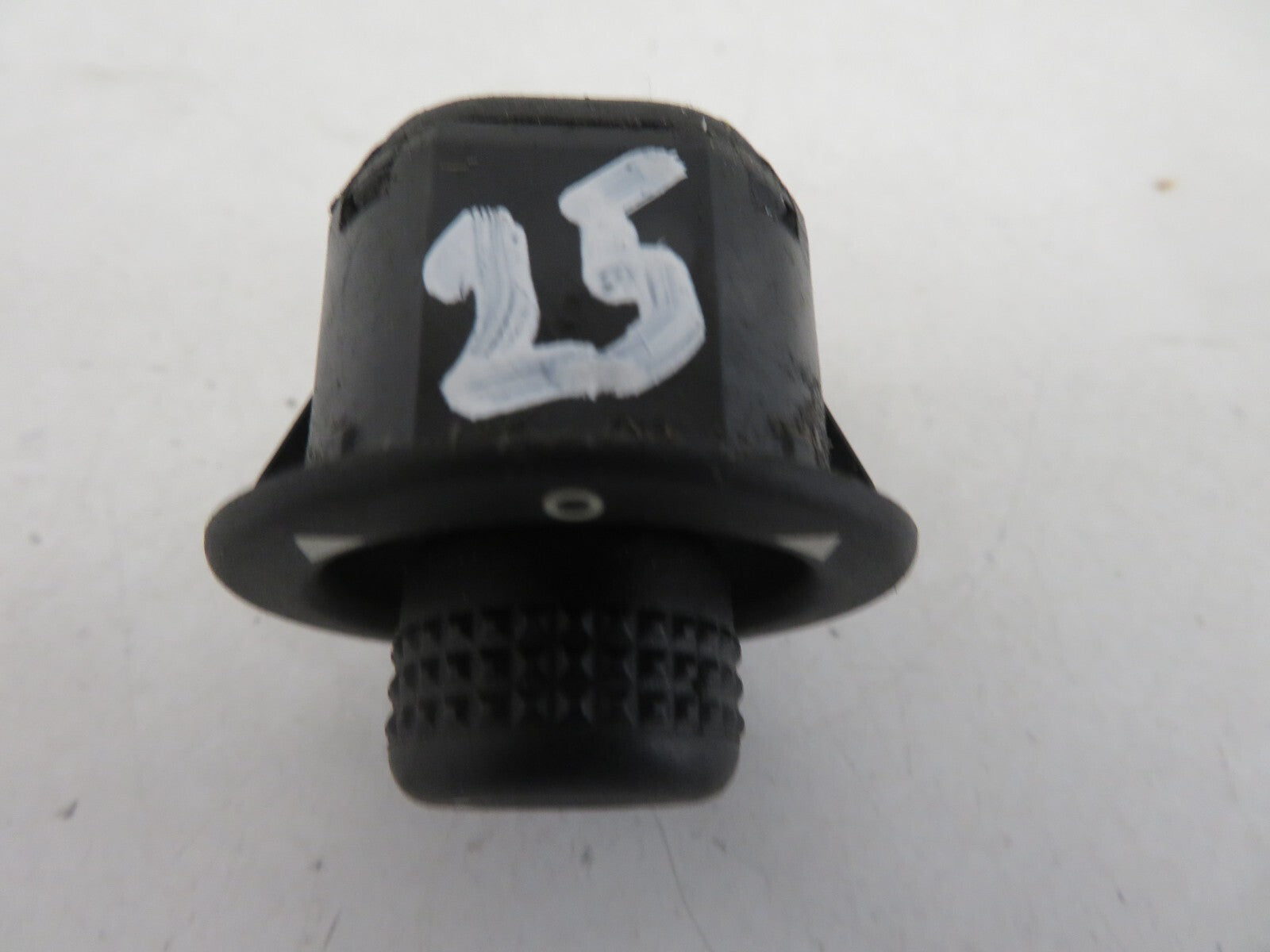 FORD MONDEO MK3 DOOR WING MIRROR CONTROL SWITCH 93BG-17B676-BA 2000-2006 1639-25