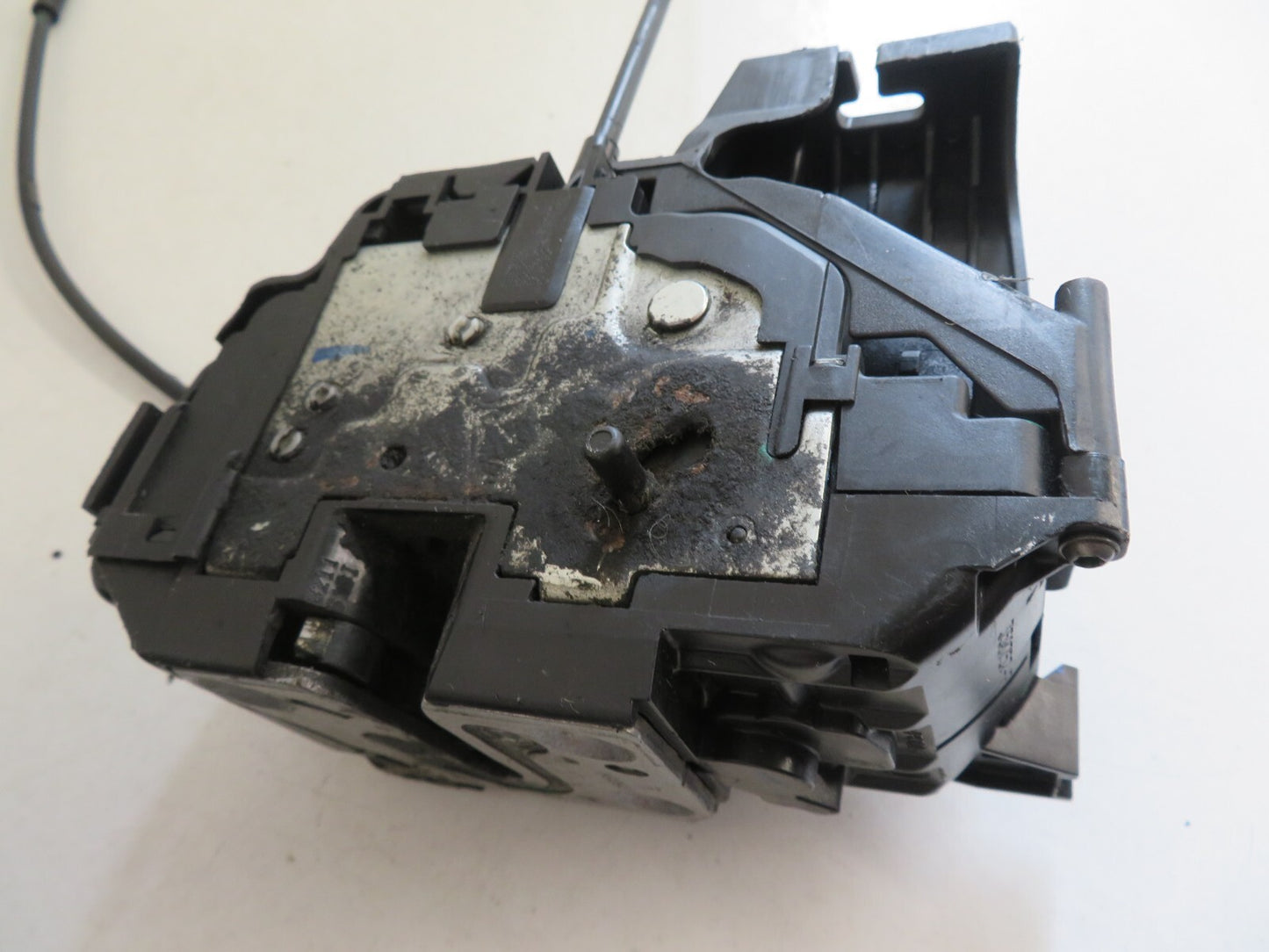 RENAULT CLIO MK3 NSR DOOR LOCK CATCH 5DR 2005-2008 MIX1136-6