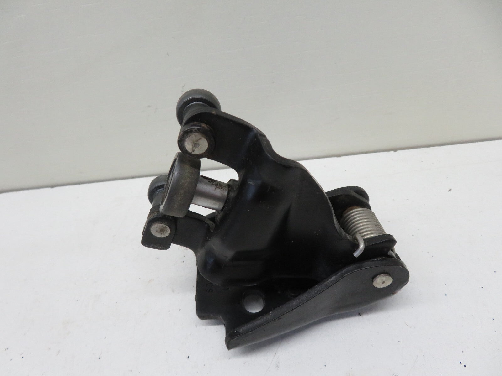 PEUGEOT BIPPER NS SLIDING DOOR MIDDLE ROLLER HINGE 2008-2015 1734-18