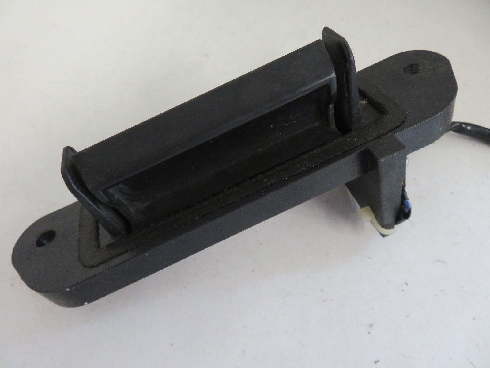 PEUGEOT 4007 BOOT HANDLE SWITCH 2007-2012 1315-18