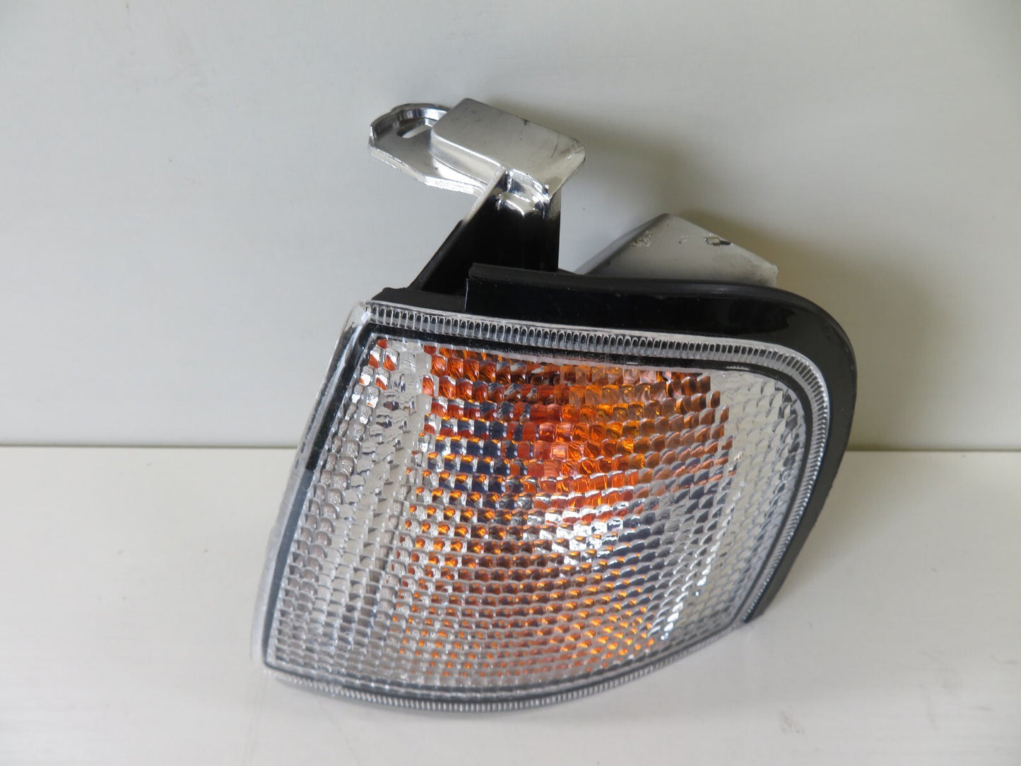 NS PASSENGER FRONT INDICATOR LIGHT FOR NISSAN PRIMERA 1990-1996 215-1546L-UE