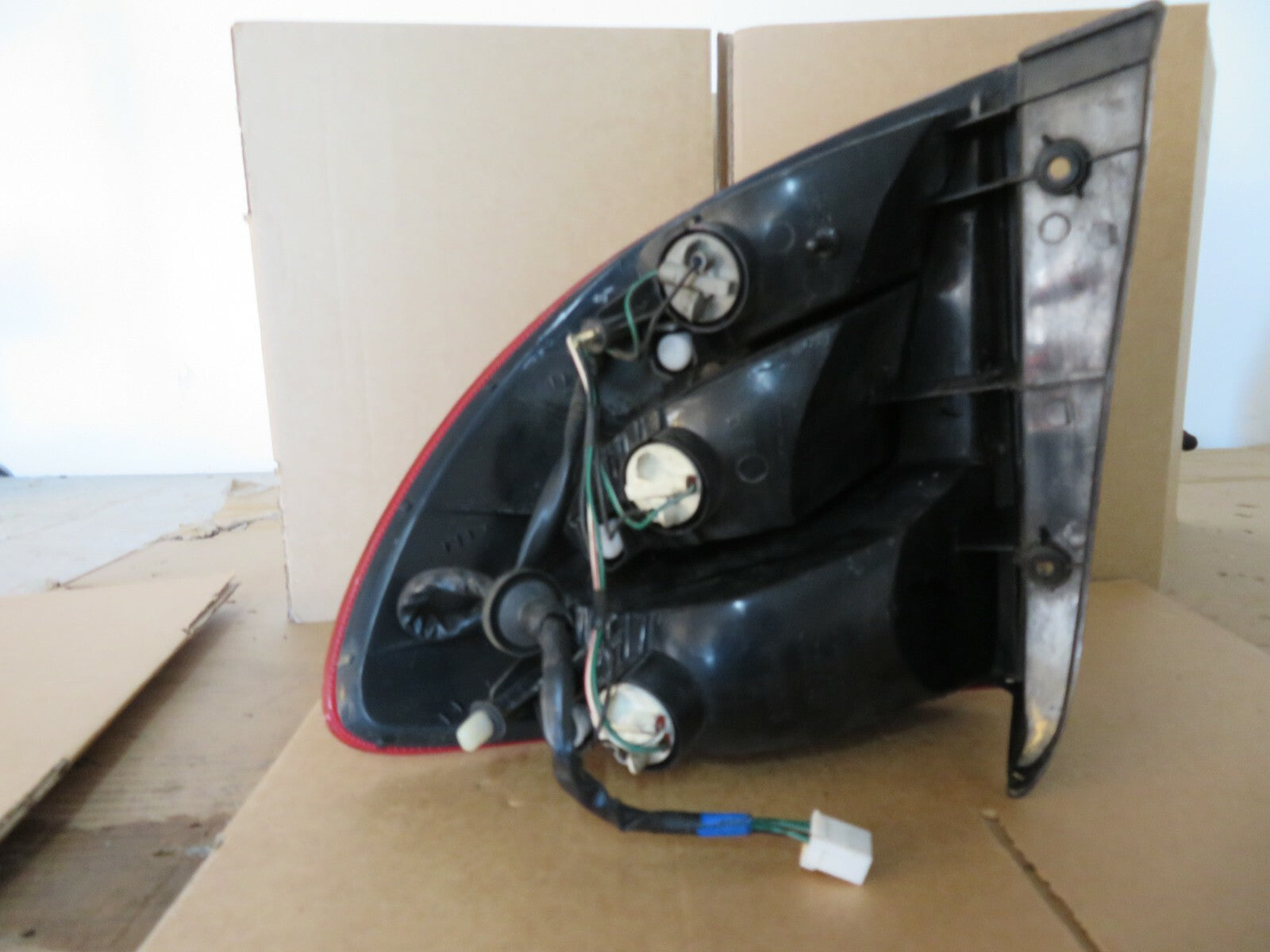 KIA RIO MK1 NS REAR TAIL LIGHT 1999-2002