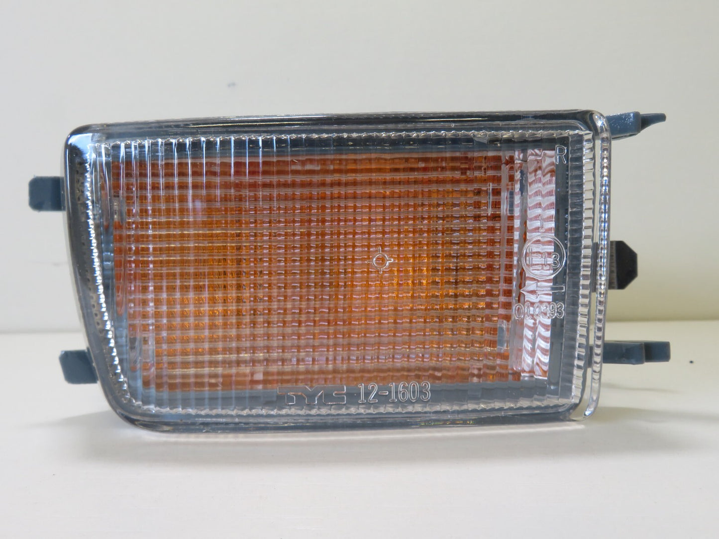 OS DRIVER RH CORNER LIGHT CLEAR INDICATOR LIGHT FOR VW GOLF 1992-1997 #RFS